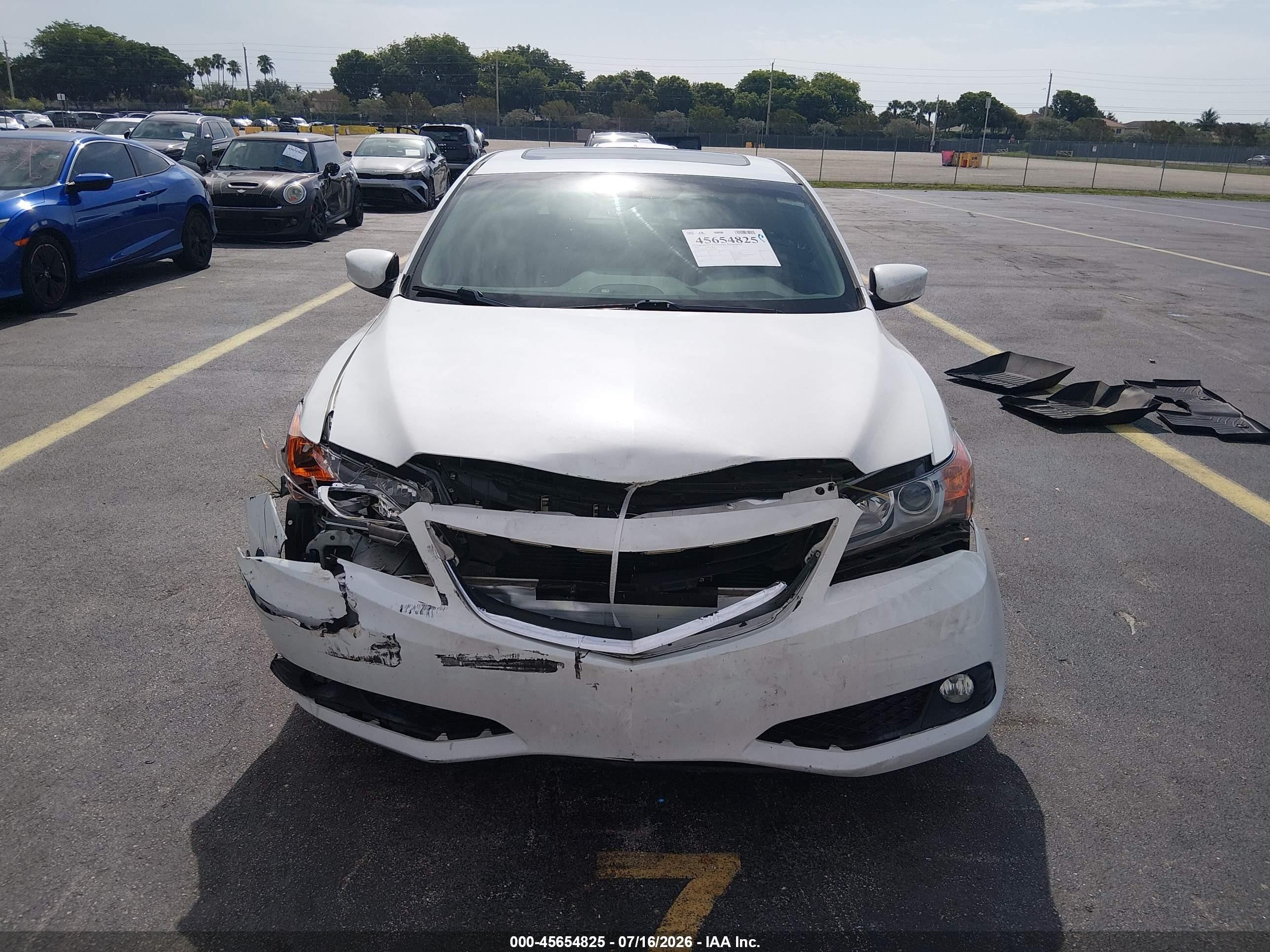2014 Acura Ilx 2.0l White vin: 19VDE1F71EE003753