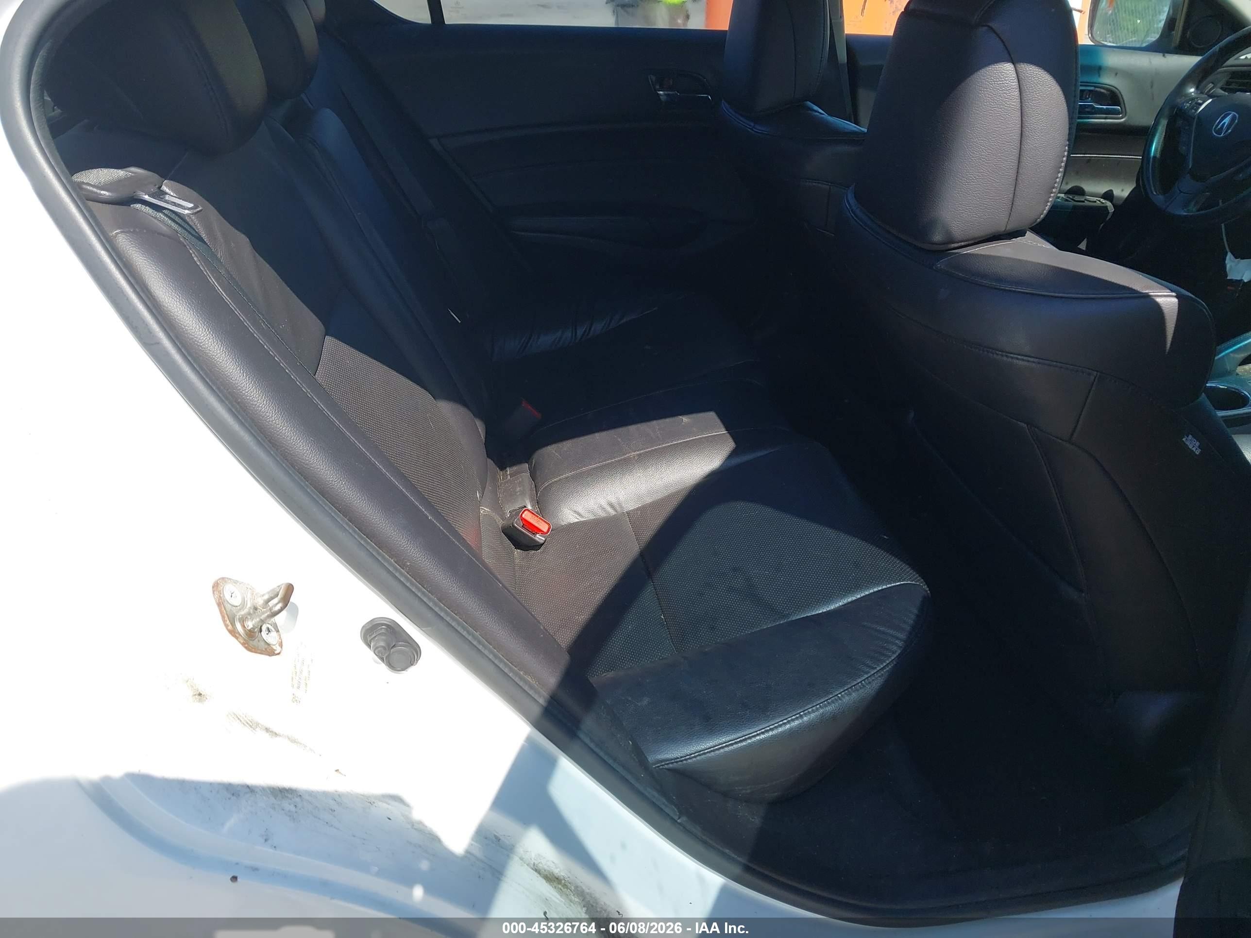 2015 Acura Ilx 2.0l White vin: 19VDE1F71FE010493