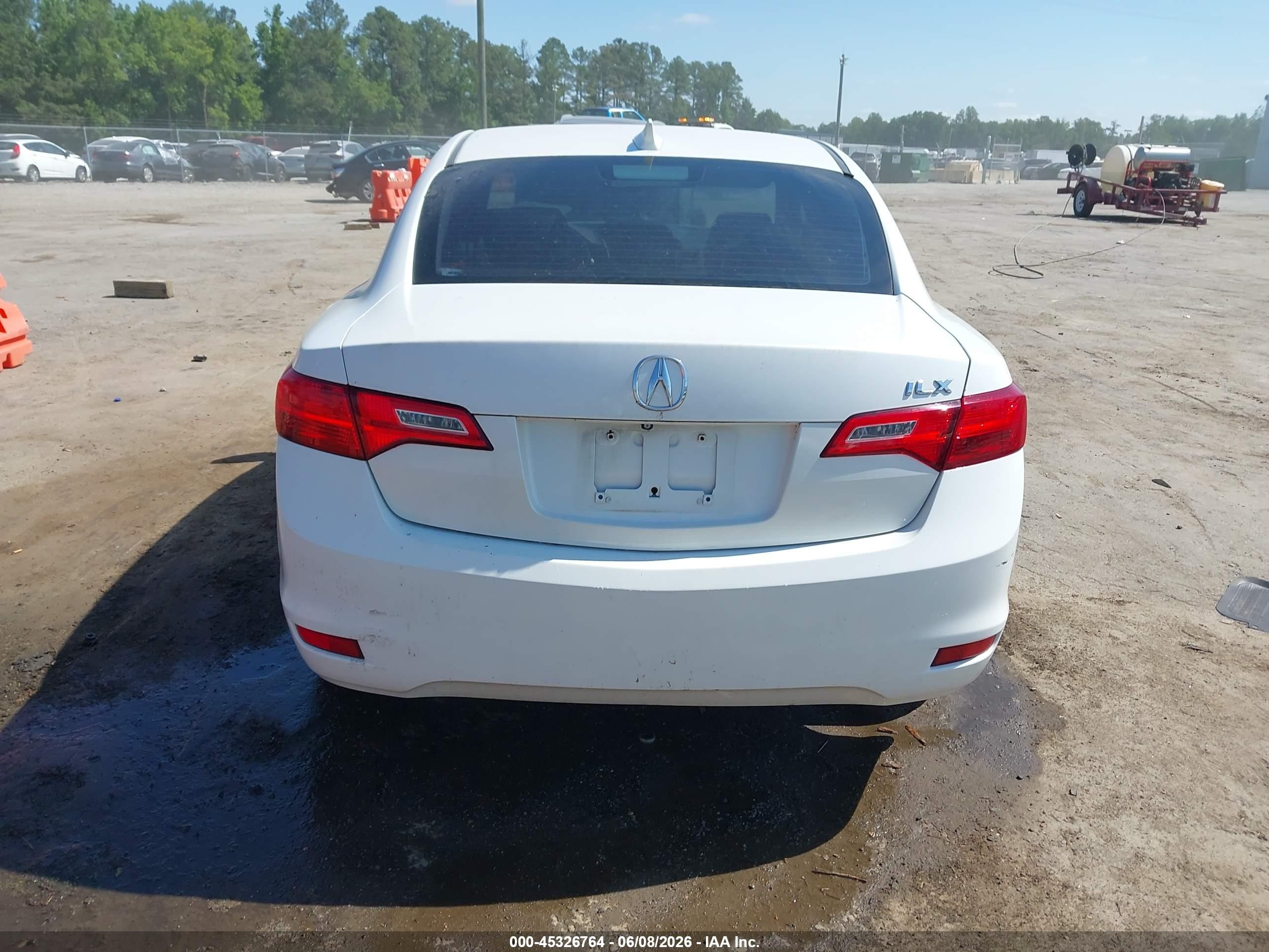 2015 Acura Ilx 2.0l White vin: 19VDE1F71FE010493