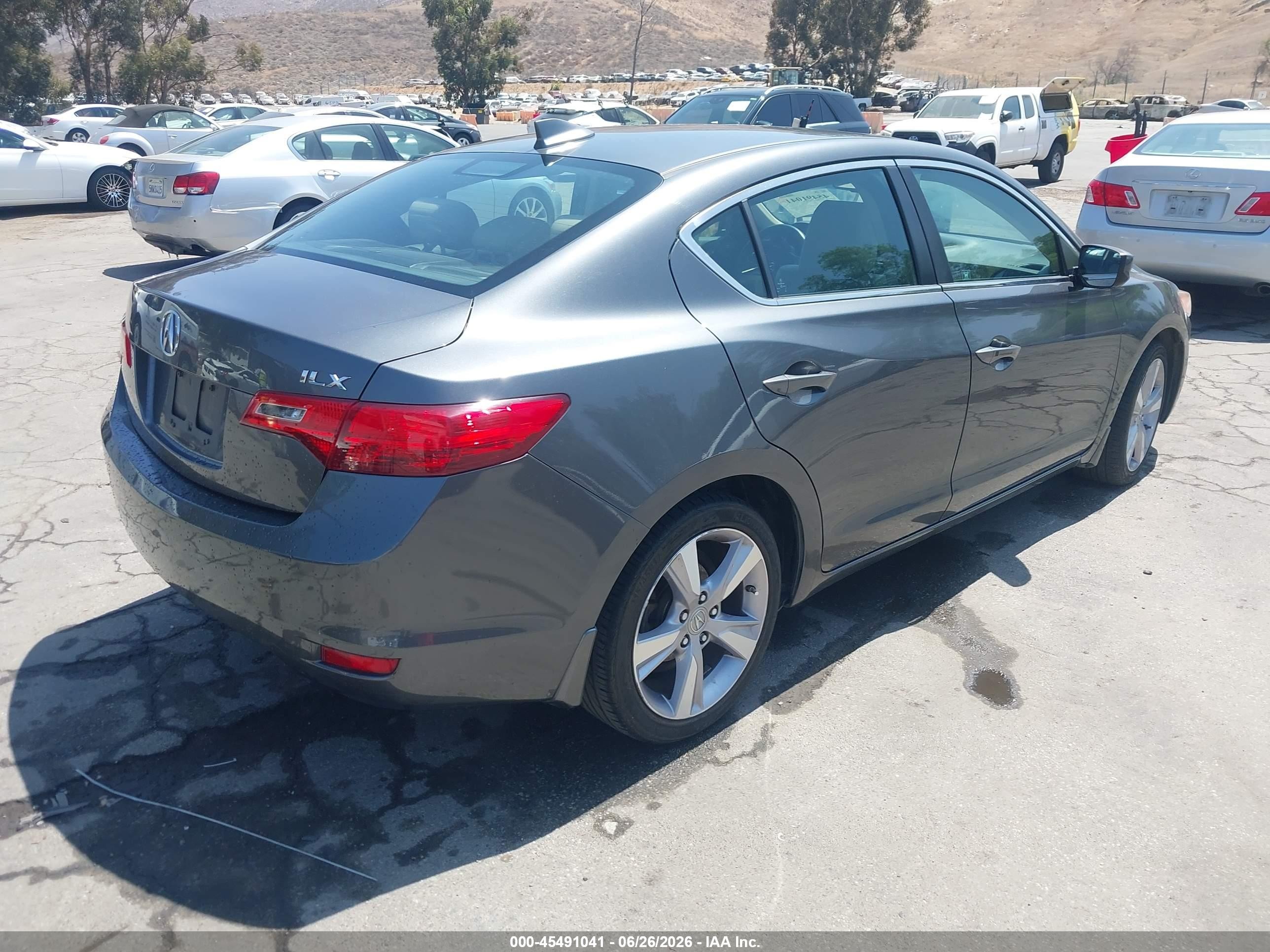 2013 Acura Ilx 2.0l Gray vin: 19VDE1F74DE007052