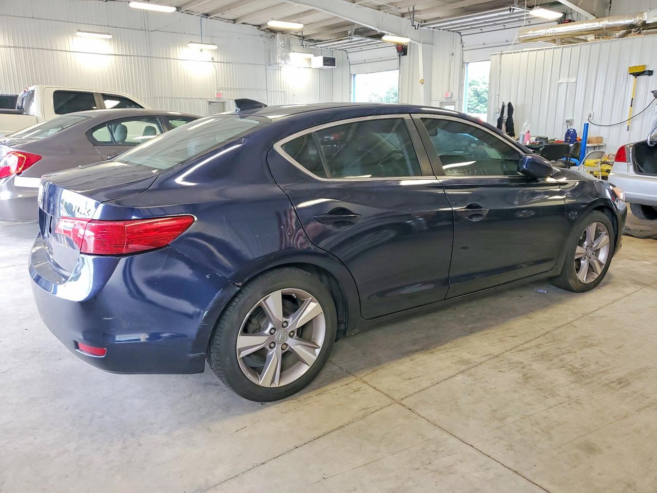 2013 Acura Ilx 20 Tech Blue vin: 19VDE1F74DE009982