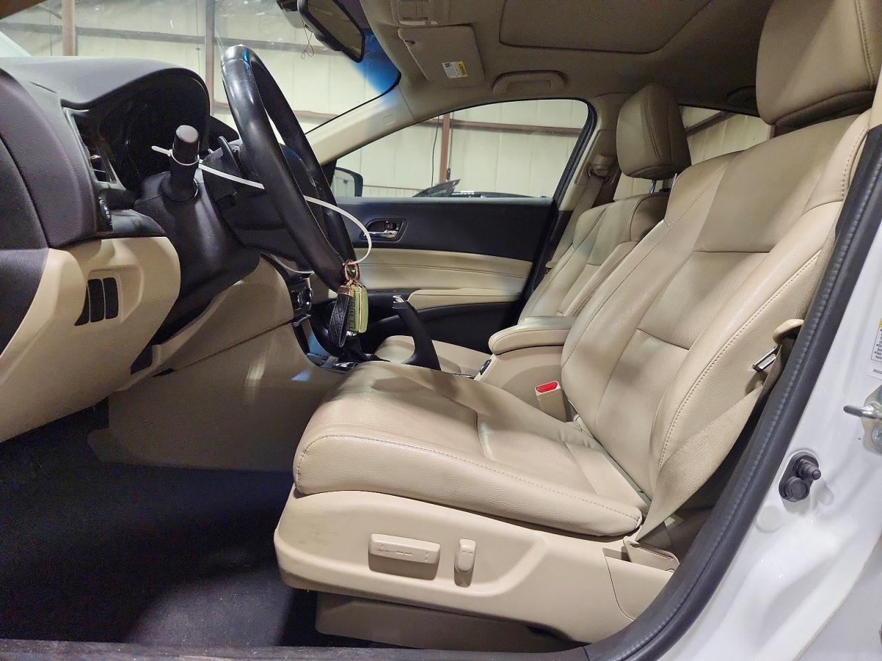 2015 Acura Ilx 20 Tech White vin: 19VDE1F75FE010755