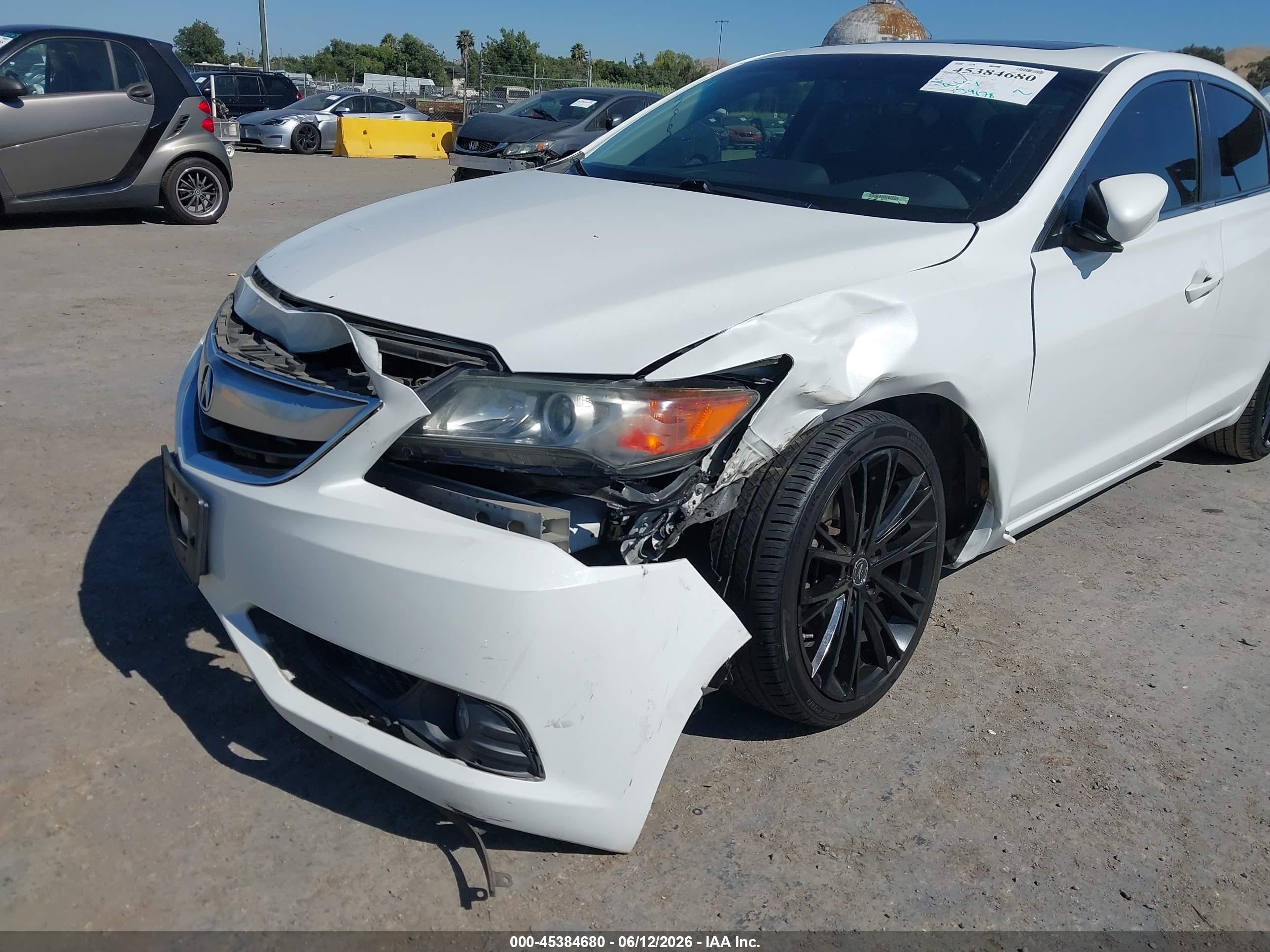 2014 Acura Ilx 2.0l White vin: 19VDE1F78EE014748