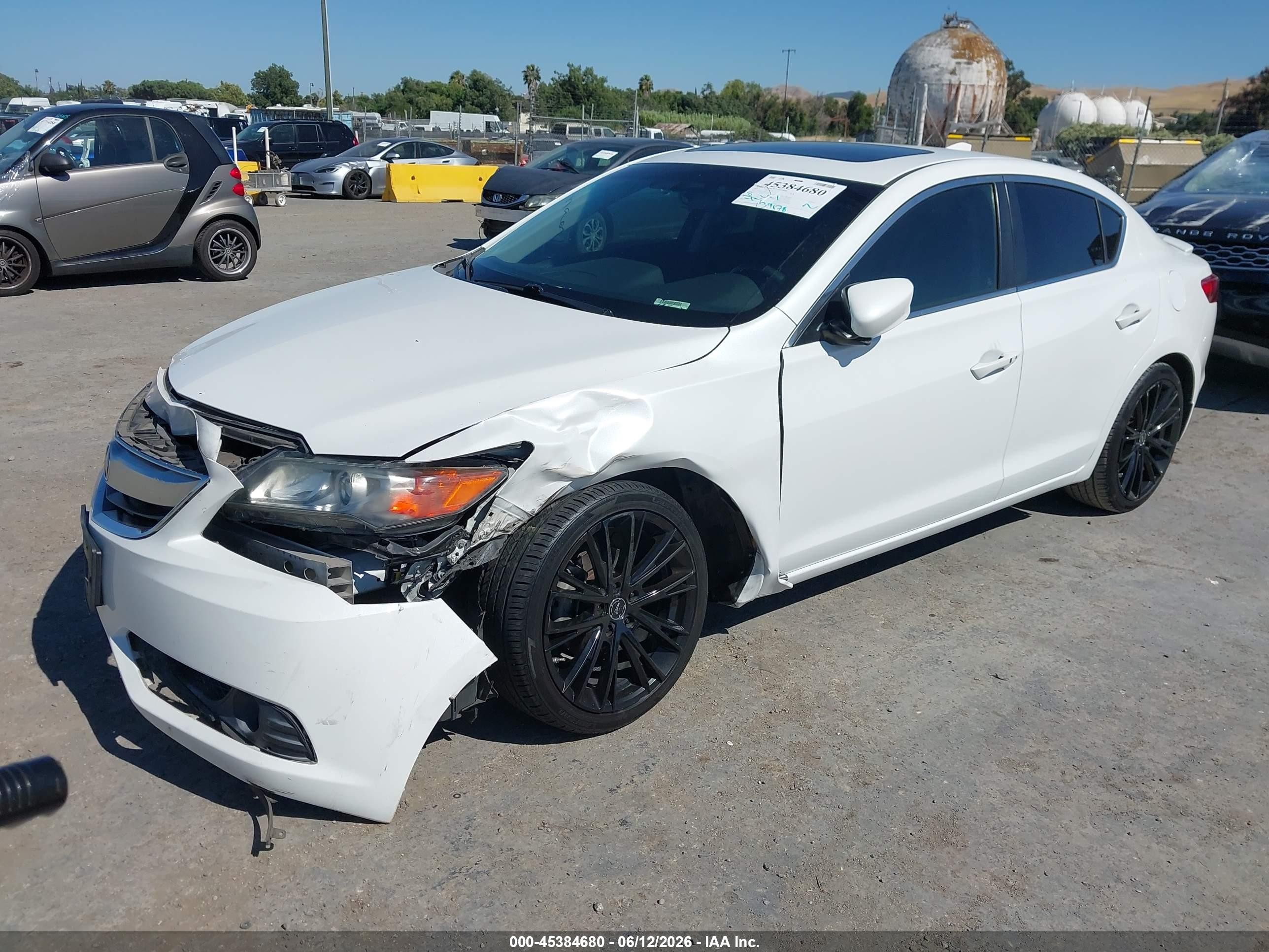 2014 Acura Ilx 2.0l White vin: 19VDE1F78EE014748