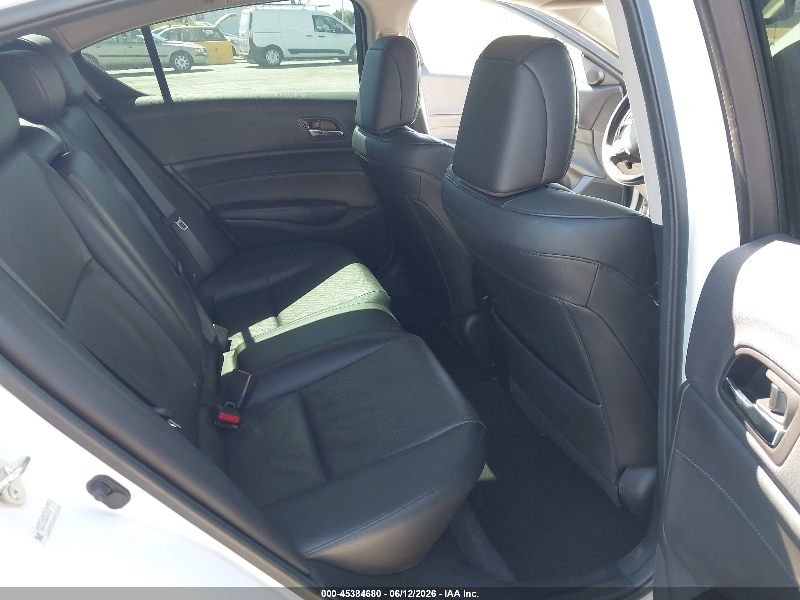 2014 Acura Ilx 2.0l White vin: 19VDE1F78EE014748