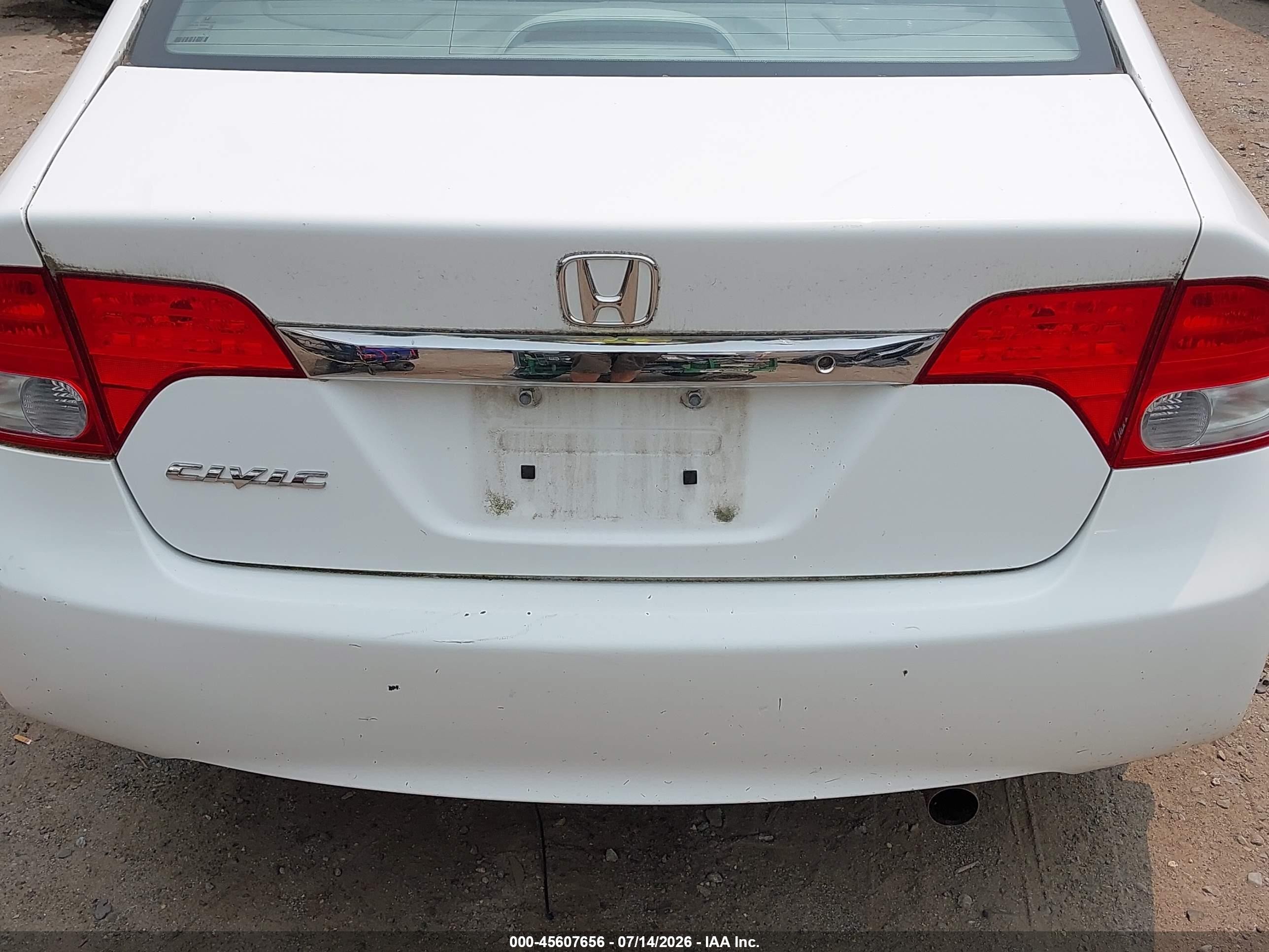 2009 Honda Civic Vp White vin: 19XFA16369E021230