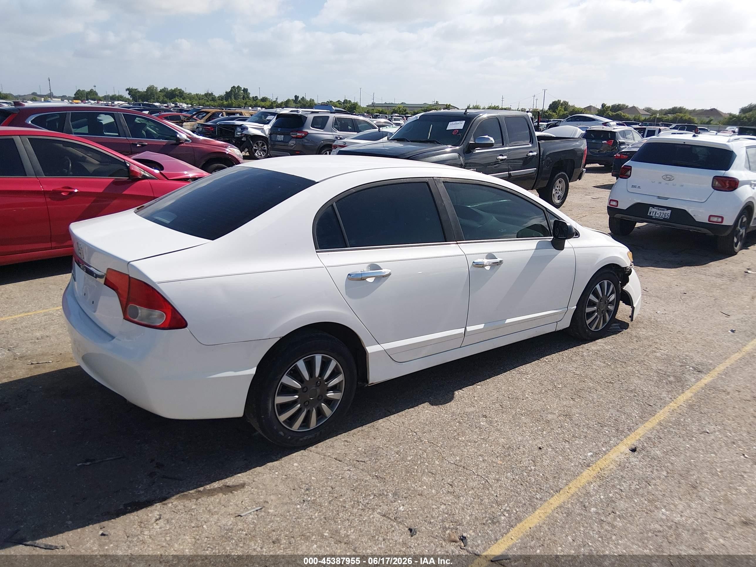 2009 Honda Civic Vp Белый vin: 19XFA16399E031489