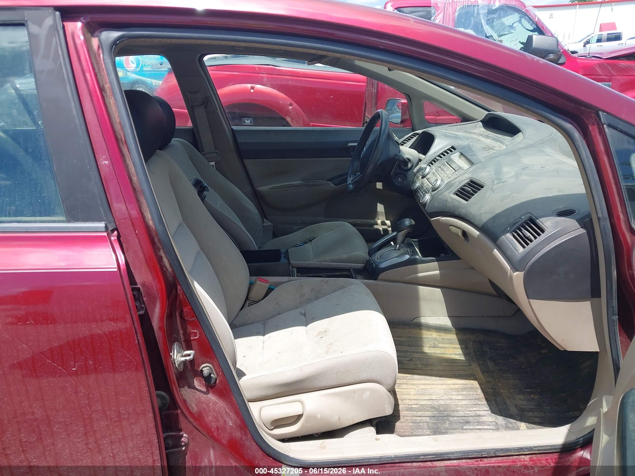 2009 Honda Civic Lx Red vin: 19XFA16519E014607