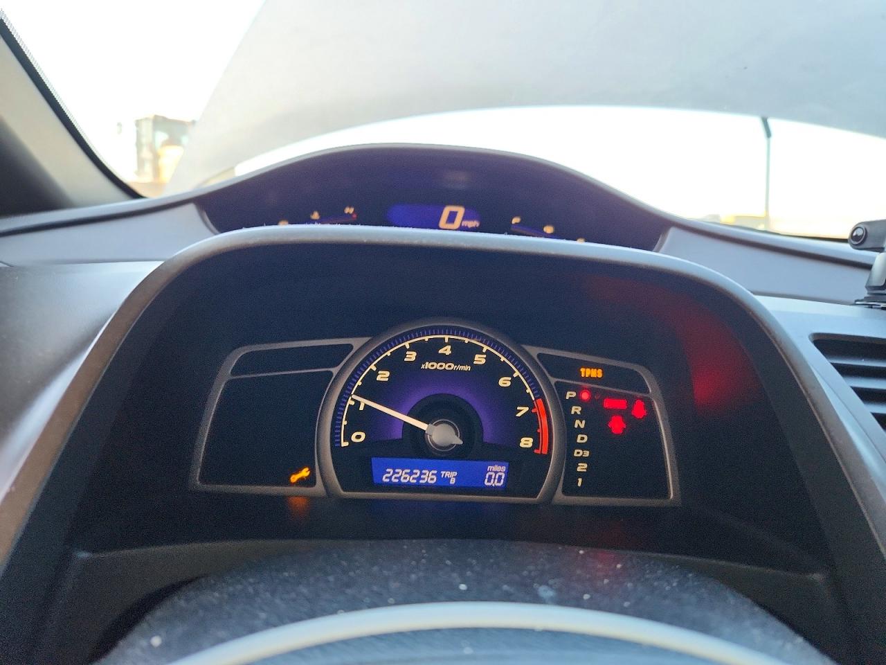2009 Honda Civic Lx Silver vin: 19XFA16539E028086