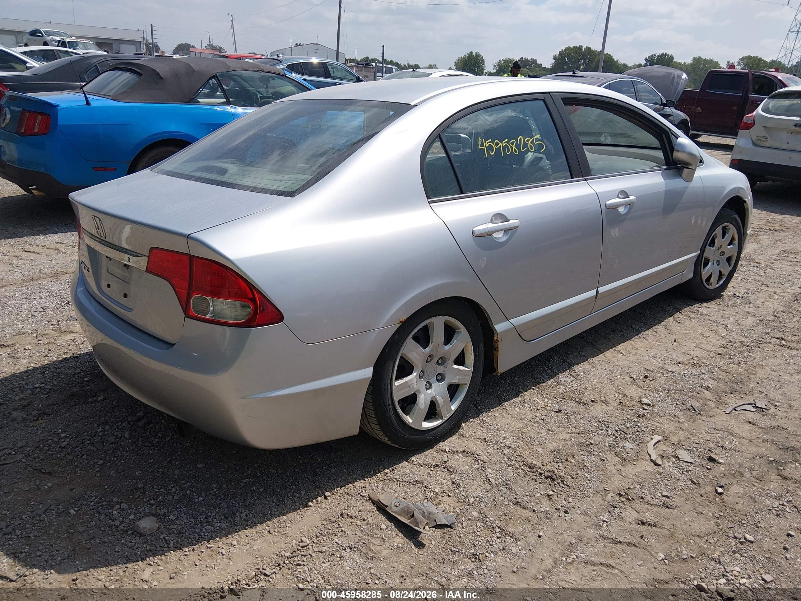 2009 Honda Civic Lx Серебряный vin: 19XFA16539E046684