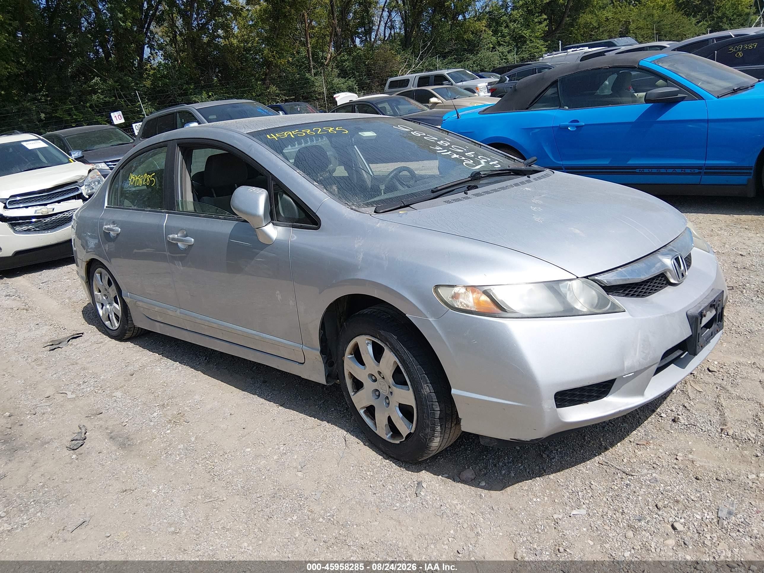 2009 Honda Civic Lx Серебряный vin: 19XFA16539E046684