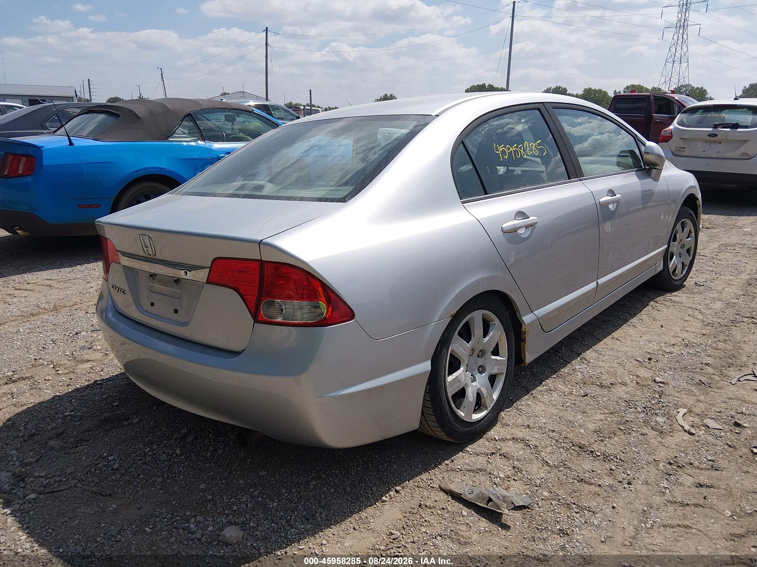 2009 Honda Civic Lx Серебряный vin: 19XFA16539E046684