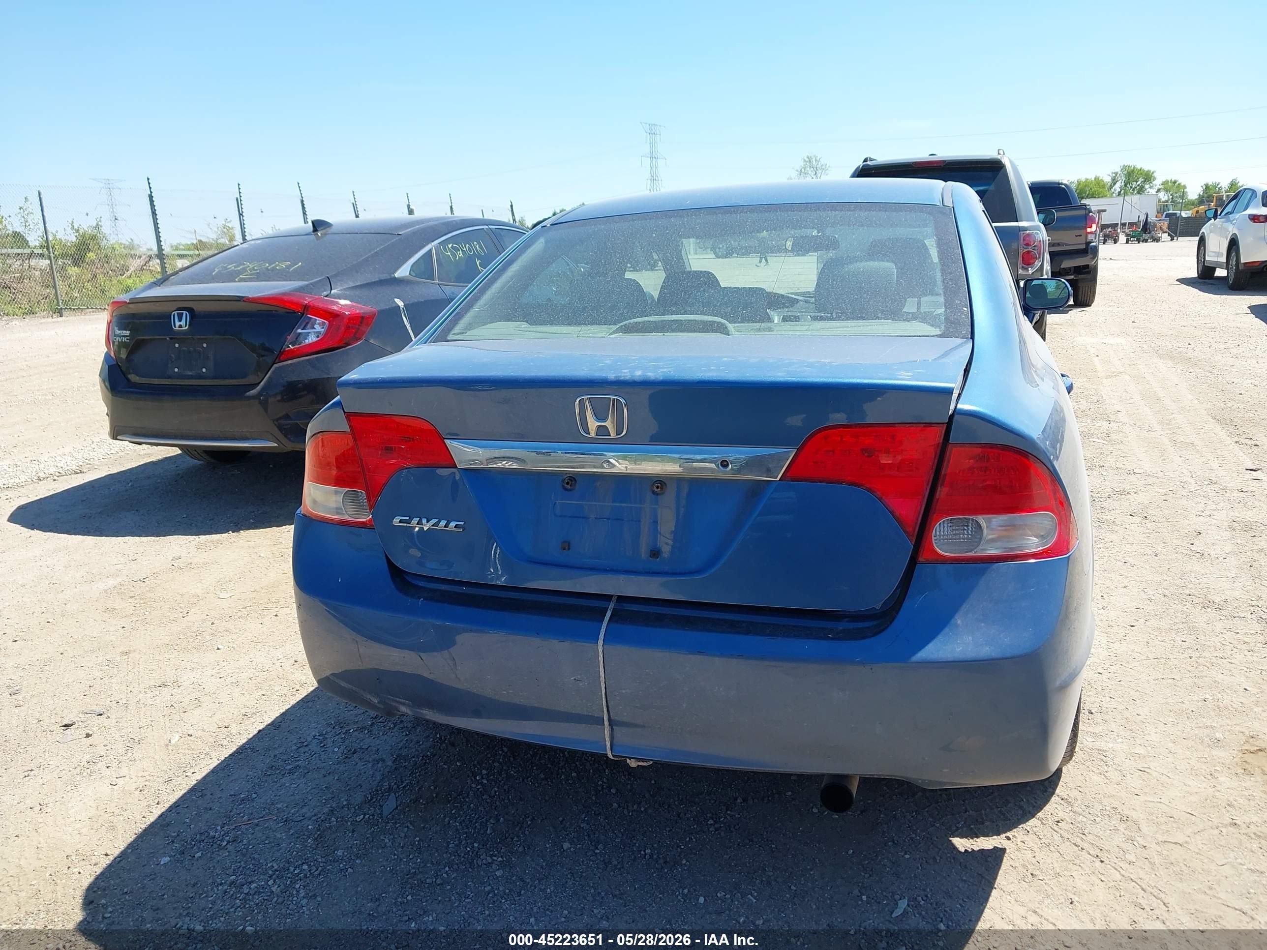 2009 Honda Civic Lx Blue vin: 19XFA16559E000791
