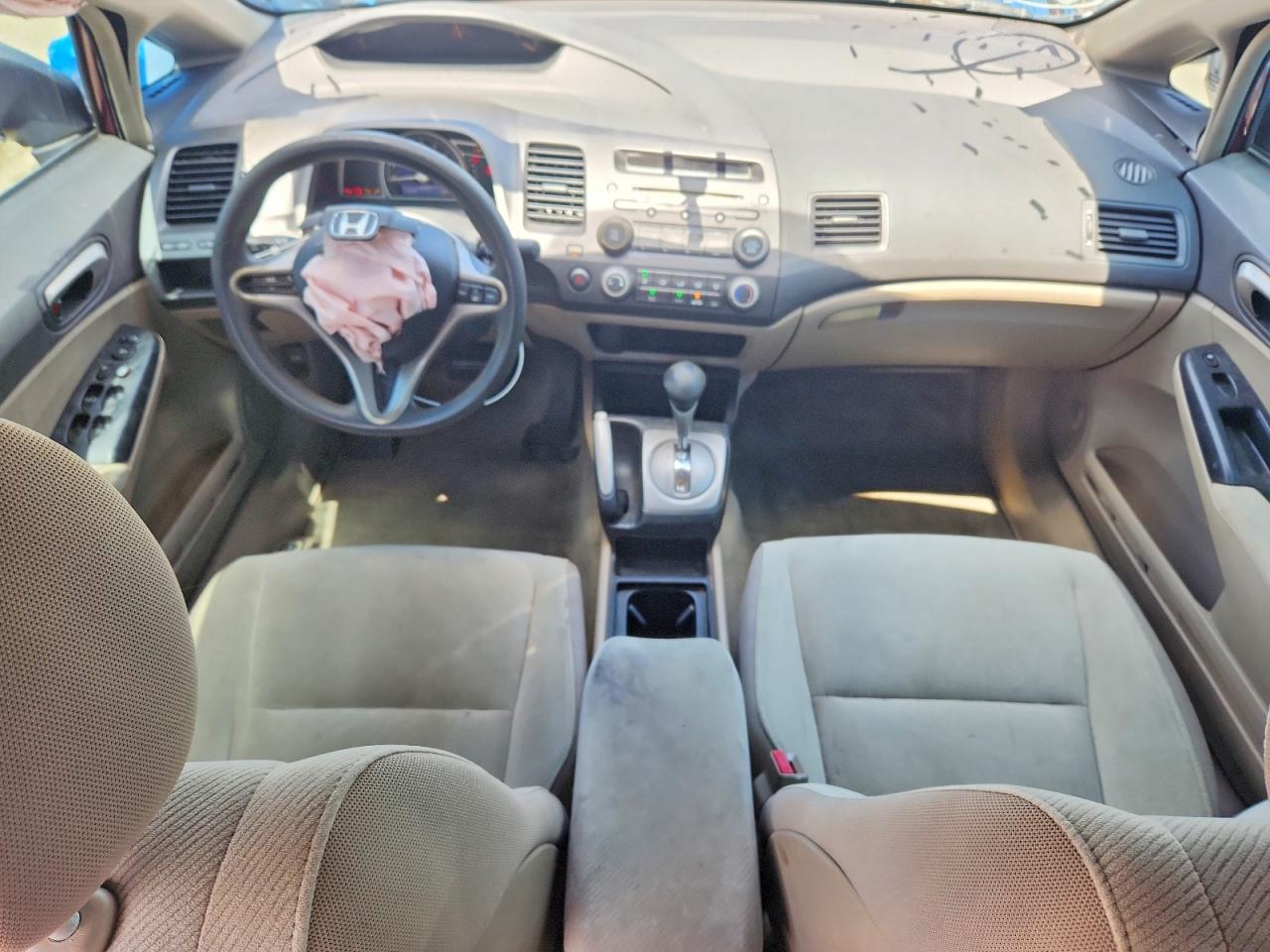 2009 Honda Civic Lx Красный vin: 19XFA16559E005697