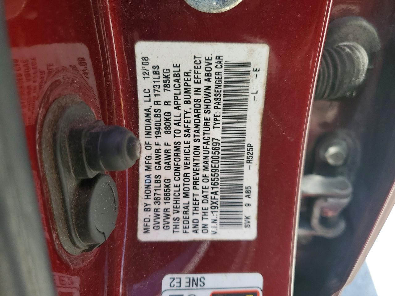 2009 Honda Civic Lx Красный vin: 19XFA16559E005697