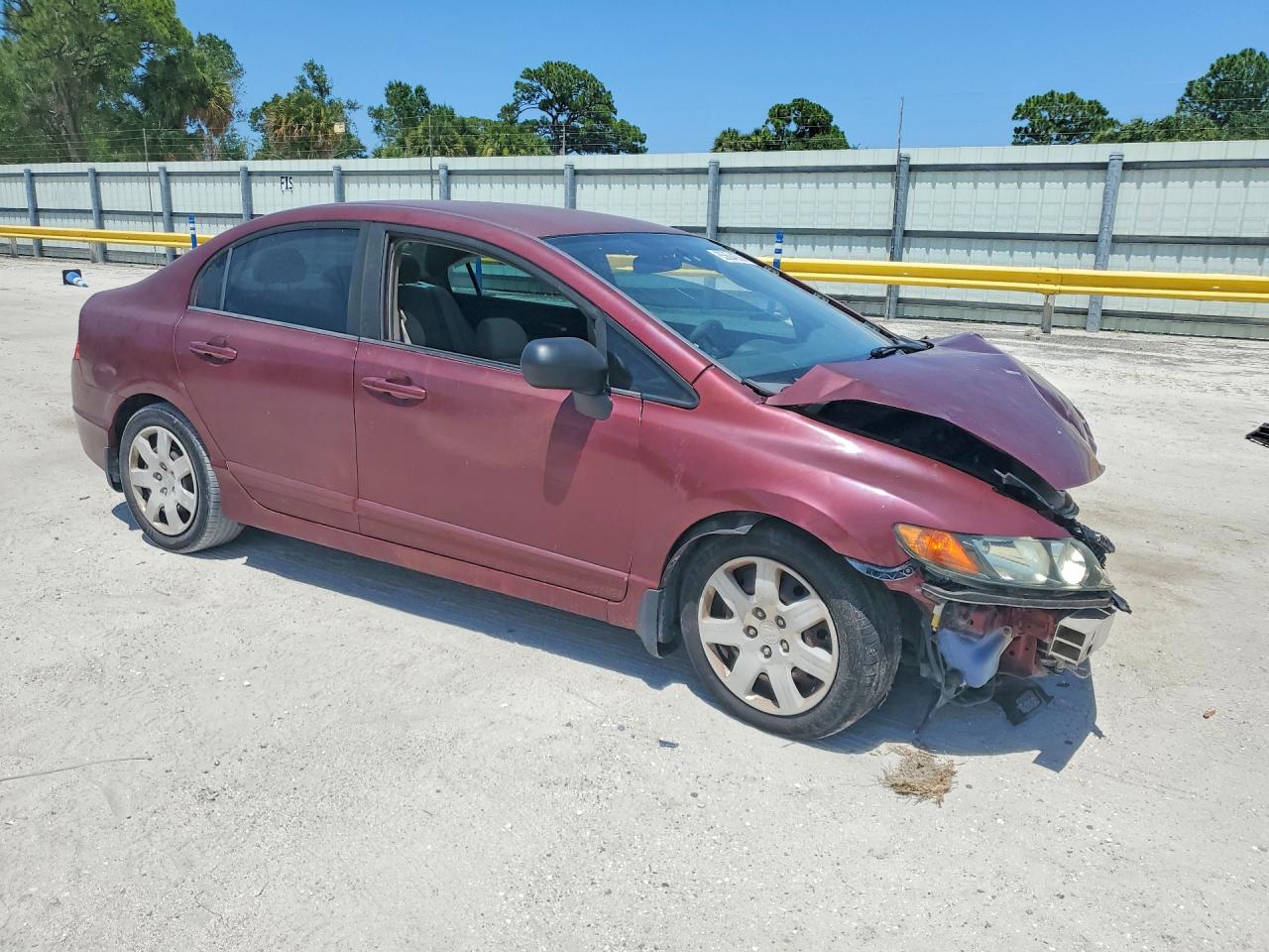 2009 Honda Civic Lx Красный vin: 19XFA16559E005697