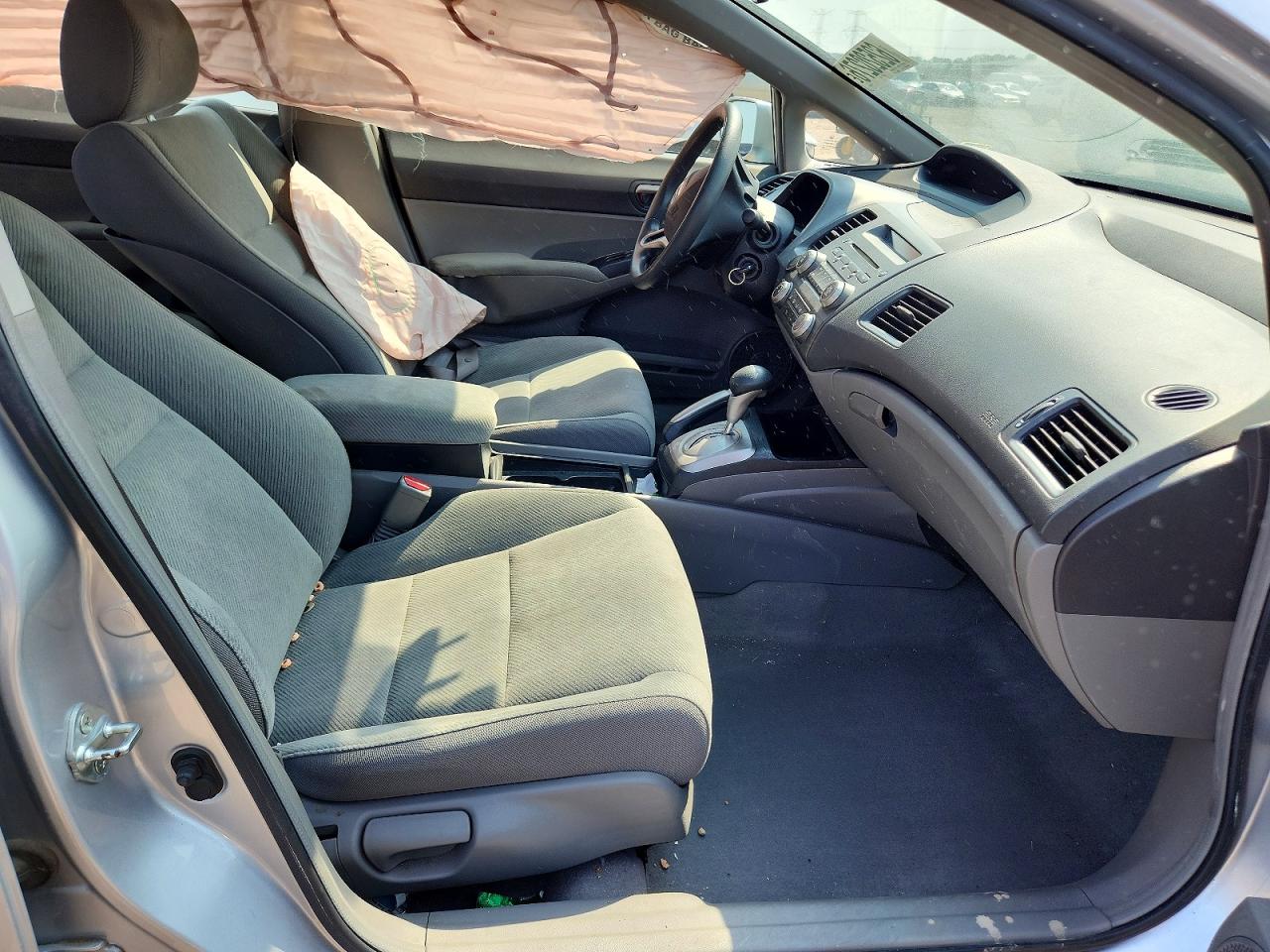 2009 Honda Civic Lx Silver vin: 19XFA16569E044010