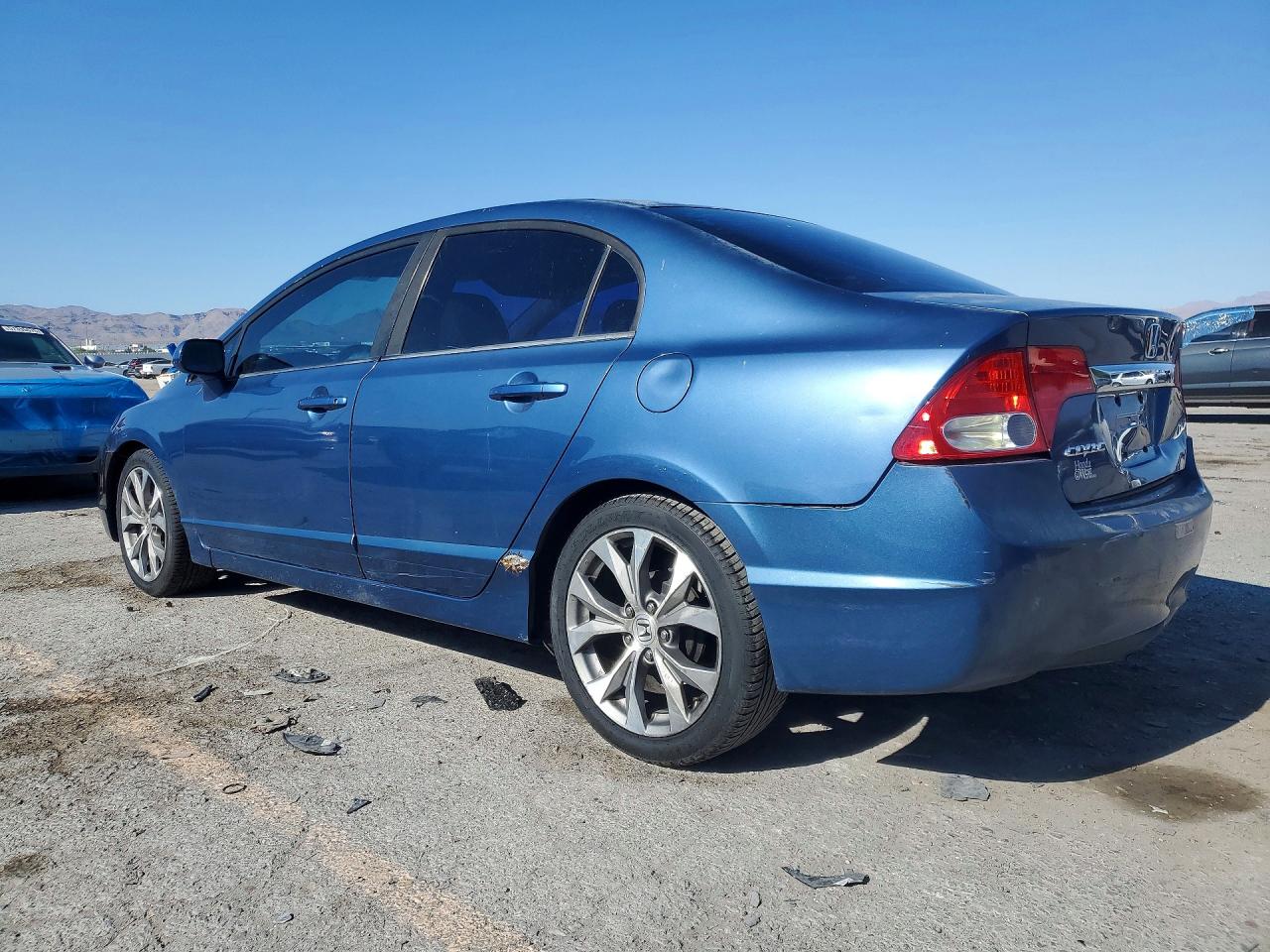 2009 Honda Civic Lx Blue vin: 19XFA16569E047232