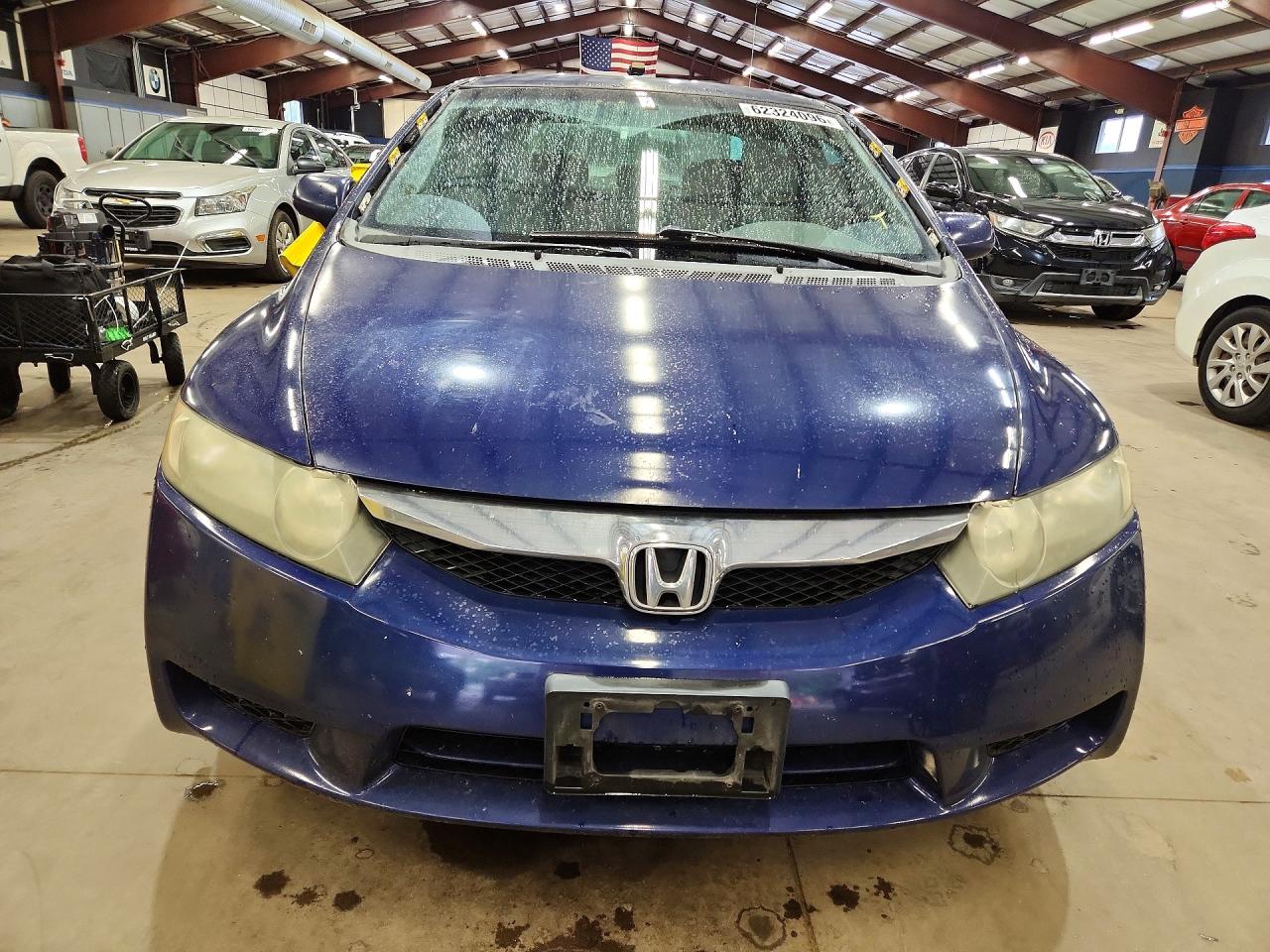 2009 Honda Civic Lx Blue vin: 19XFA16579E004115