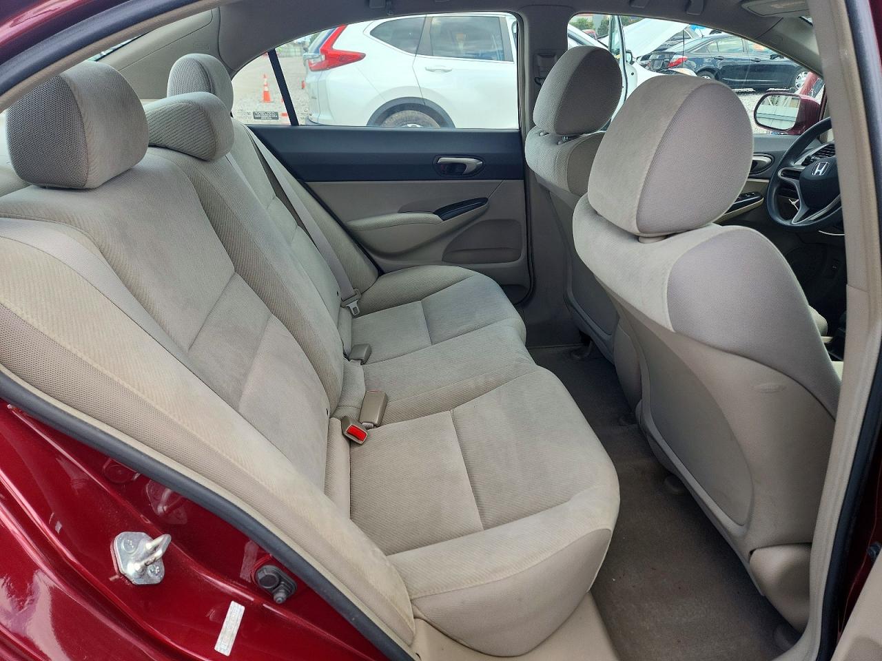 2009 Honda Civic Lx Red vin: 19XFA16589E026477