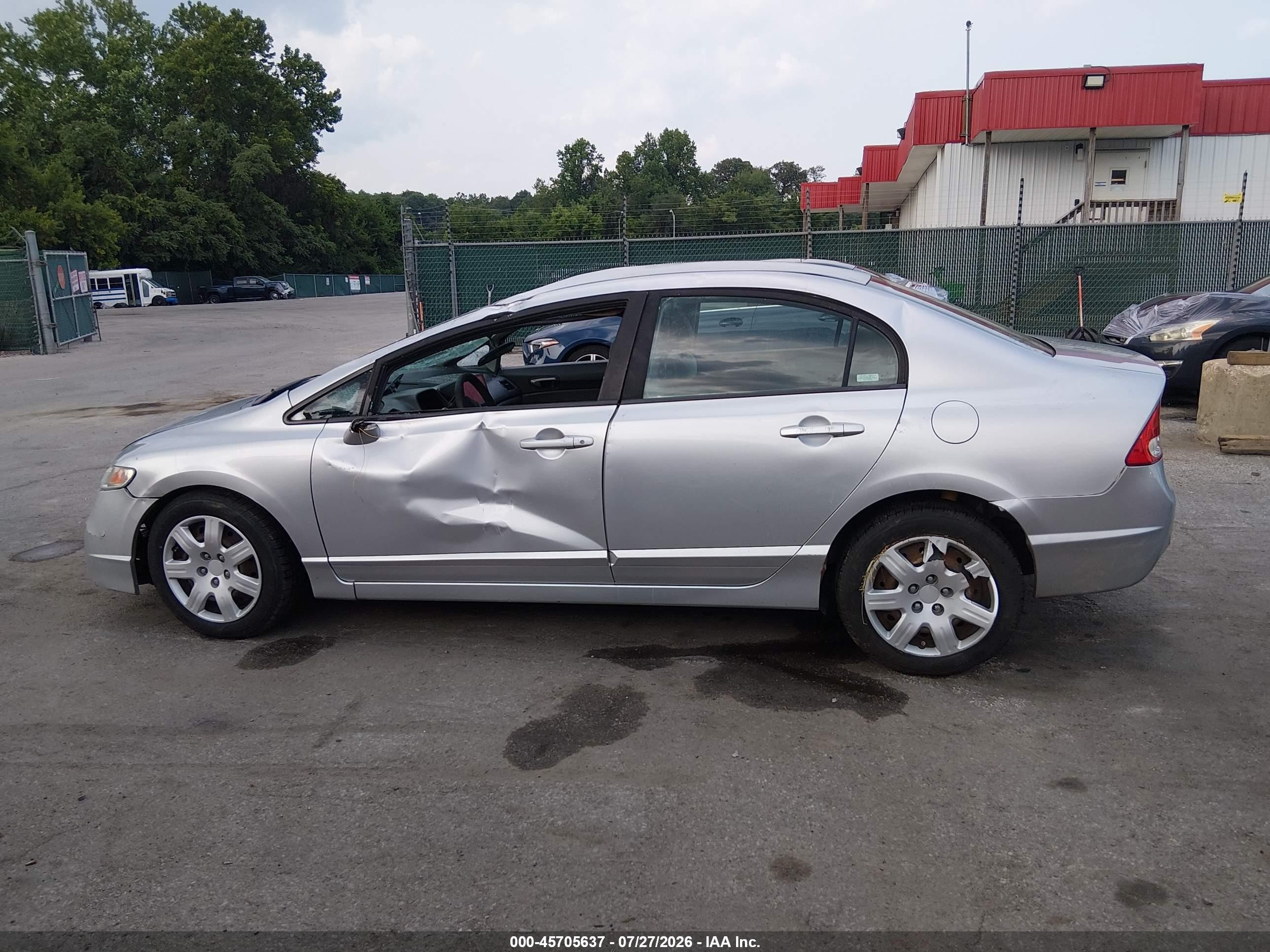 2009 Honda Civic Lx Silver vin: 19XFA16599E018355