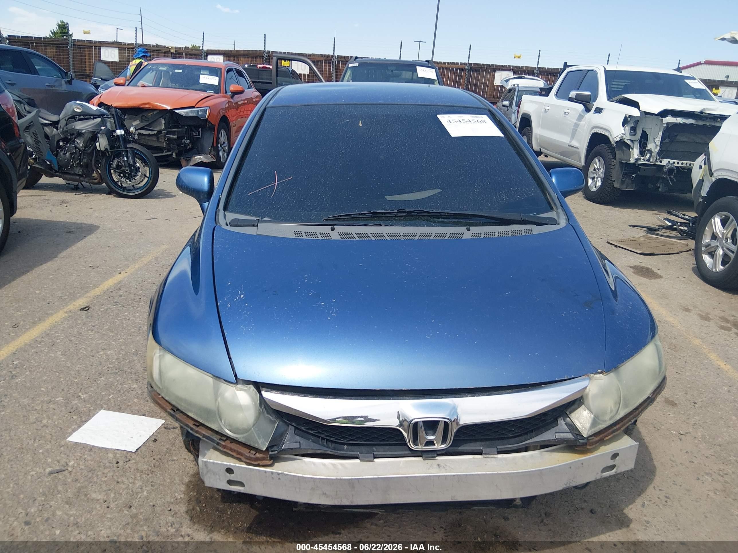 2009 Honda Civic Lx Blue vin: 19XFA16599E046379