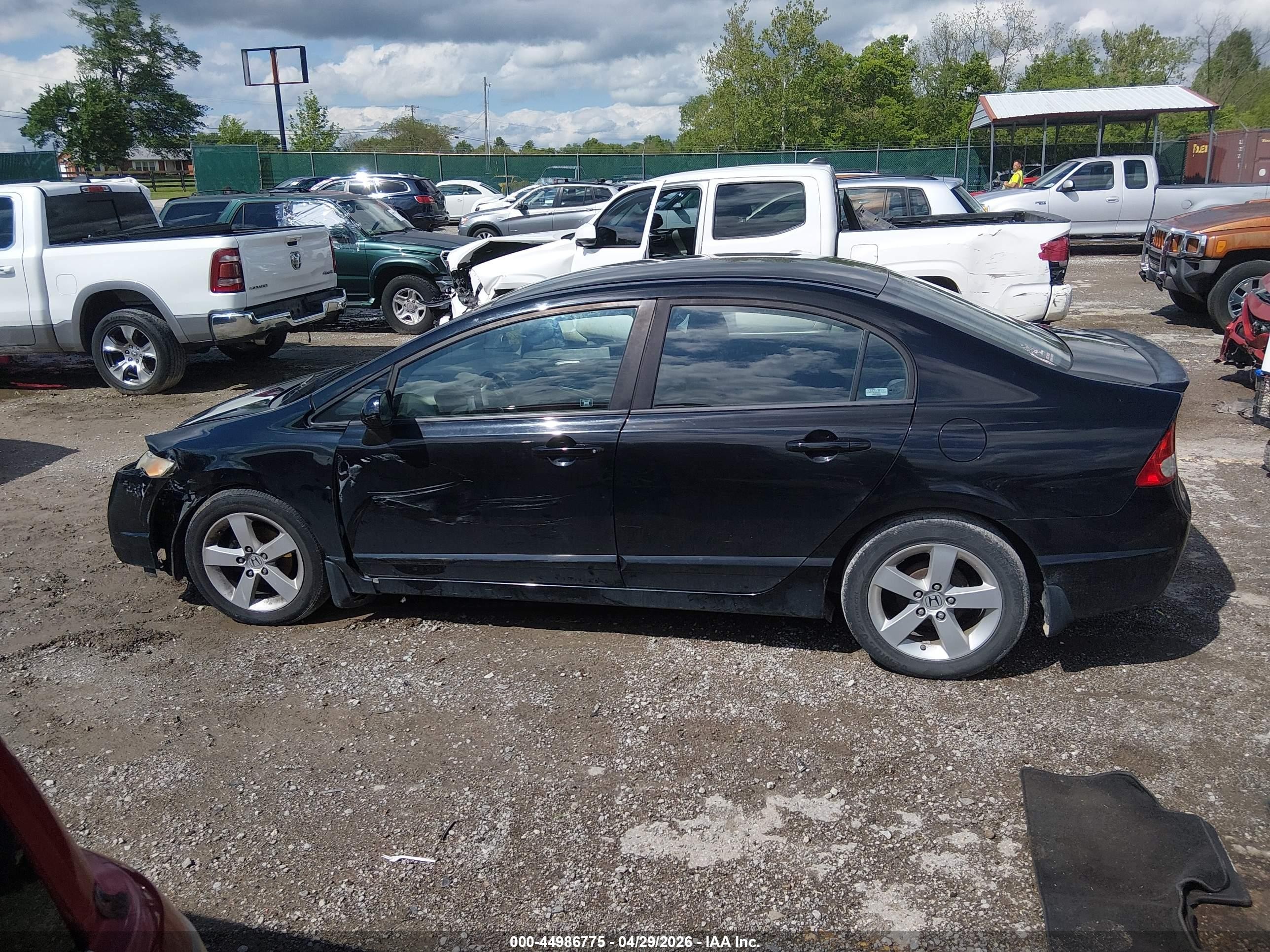 2009 Honda Civic Lx-s Черный vin: 19XFA16659E020015