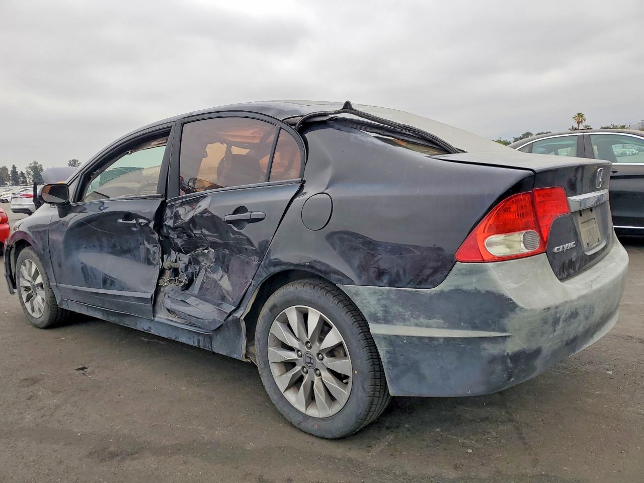 2009 Honda Civic Угольный vin: 19XFA16809E042831