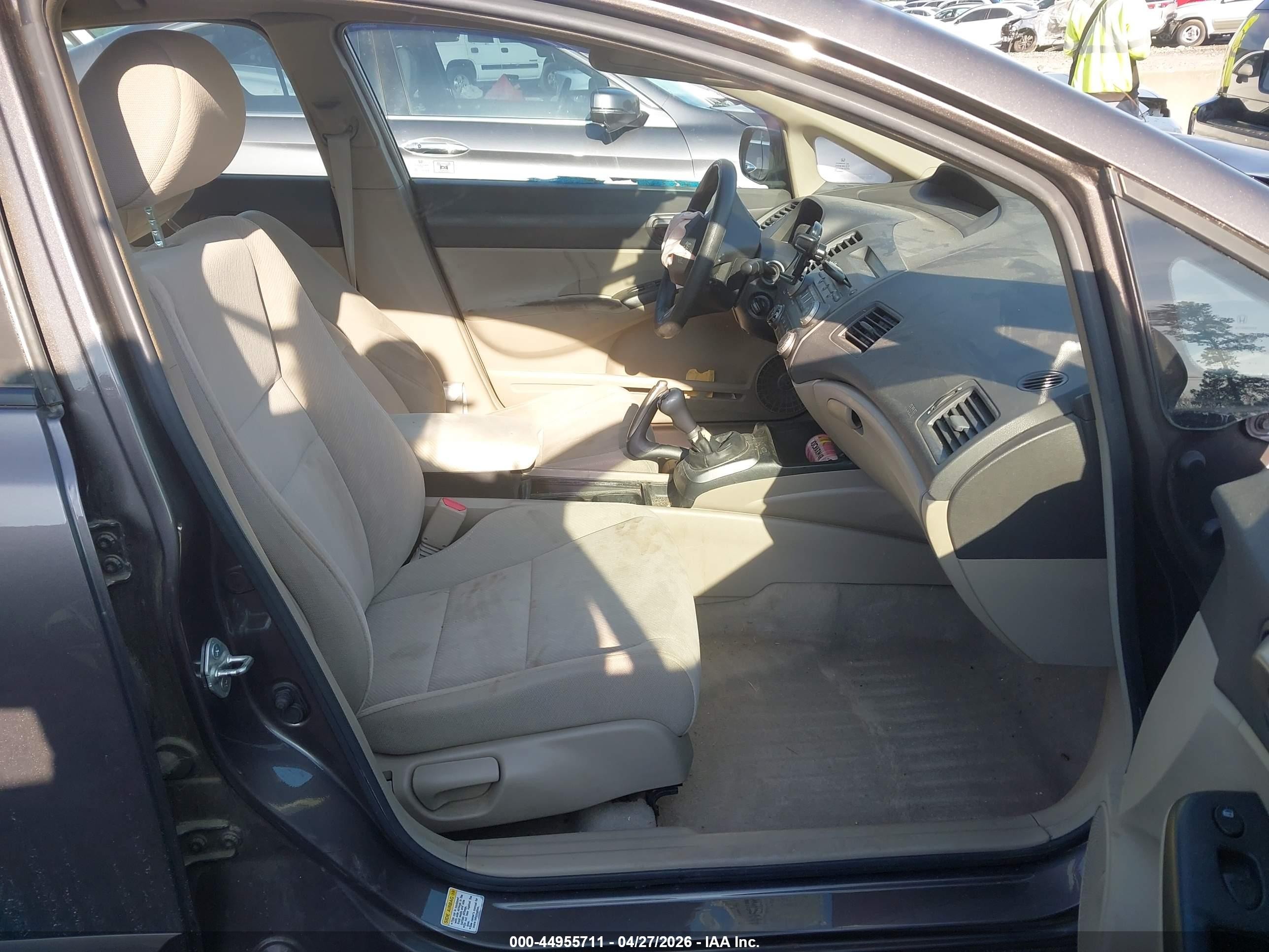 2010 Honda Civic Lx Gray vin: 19XFA1E52AE040235