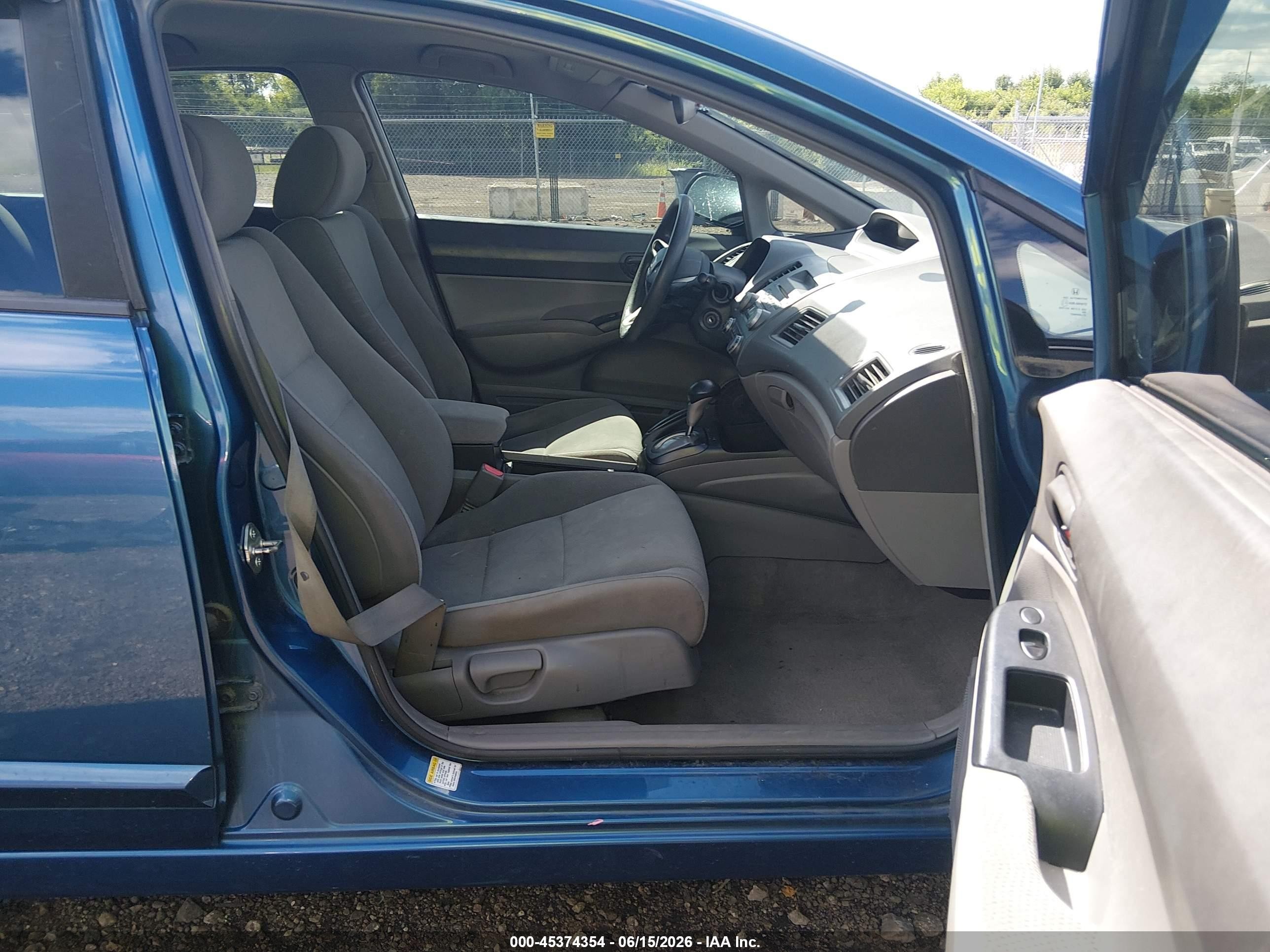 2010 Honda Civic Vp Blue vin: 19XFA1F37AE035741