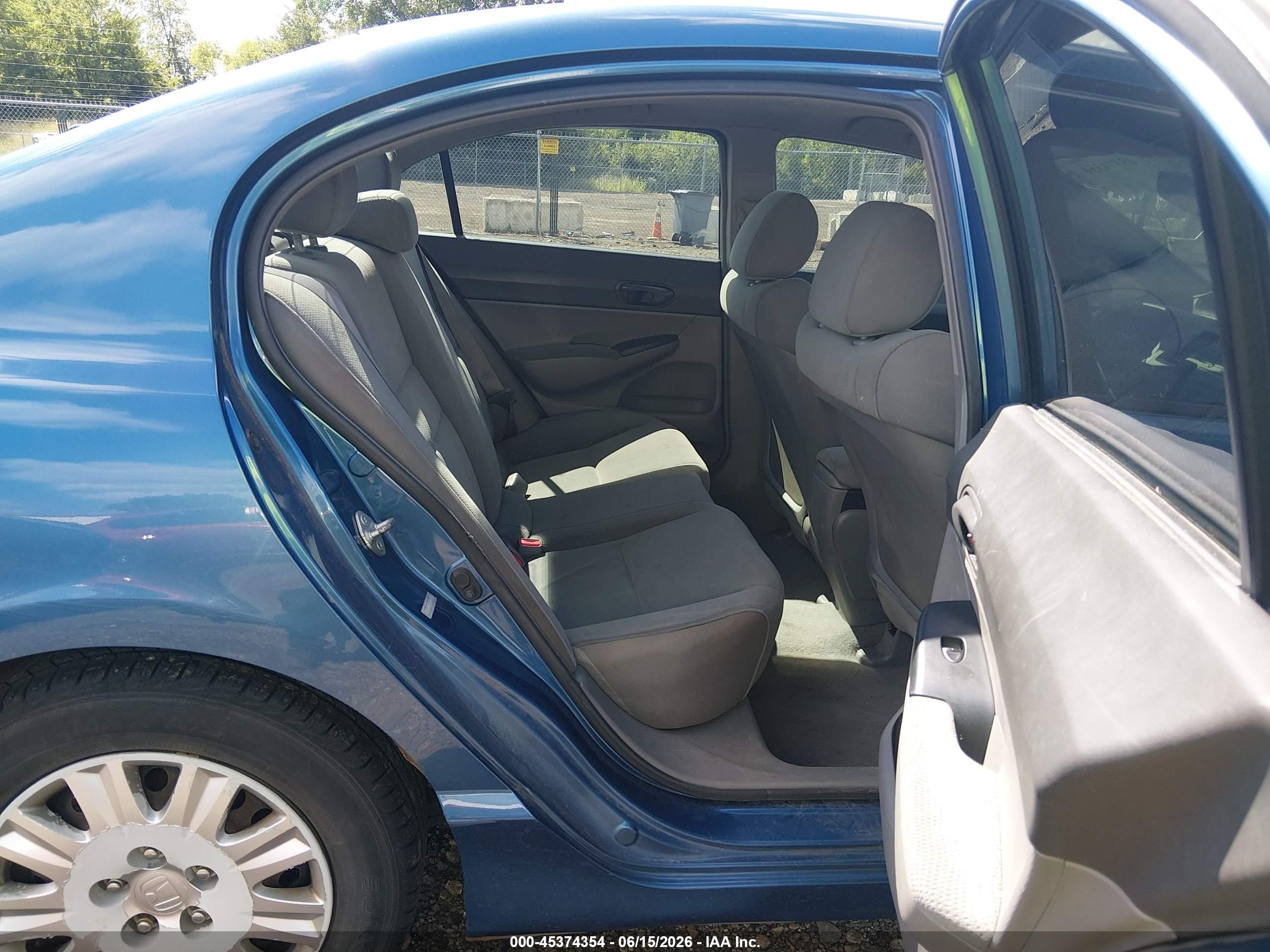 2010 Honda Civic Vp Blue vin: 19XFA1F37AE035741