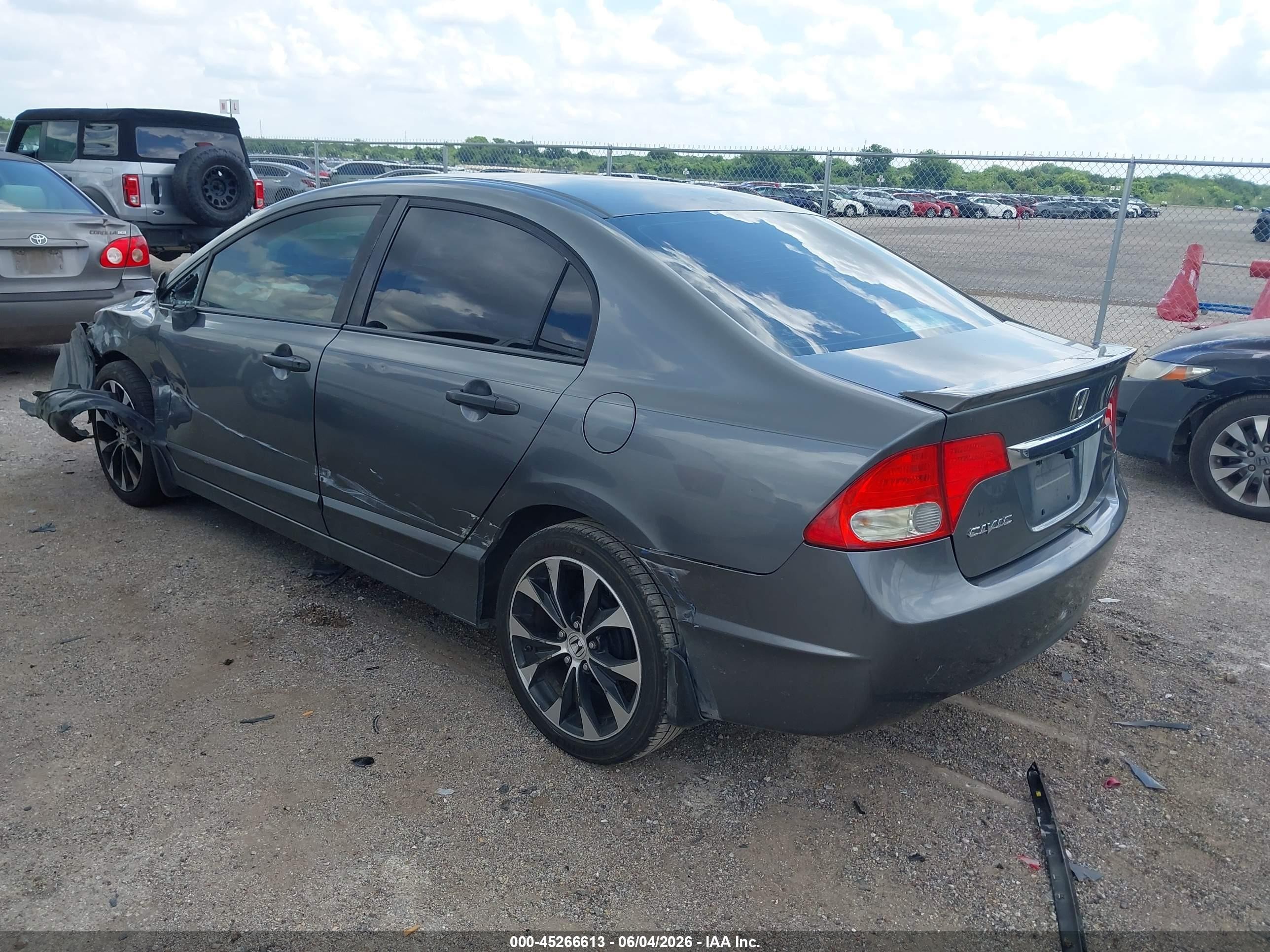 2011 Honda Civic Vp Gray vin: 19XFA1F39BE028498