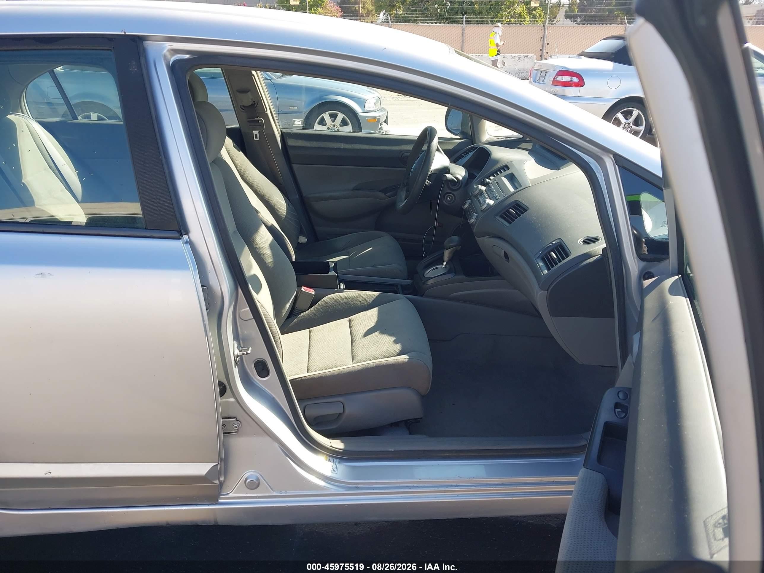 2010 Honda Civic Vp Silver vin: 19XFA1F3XAE025561