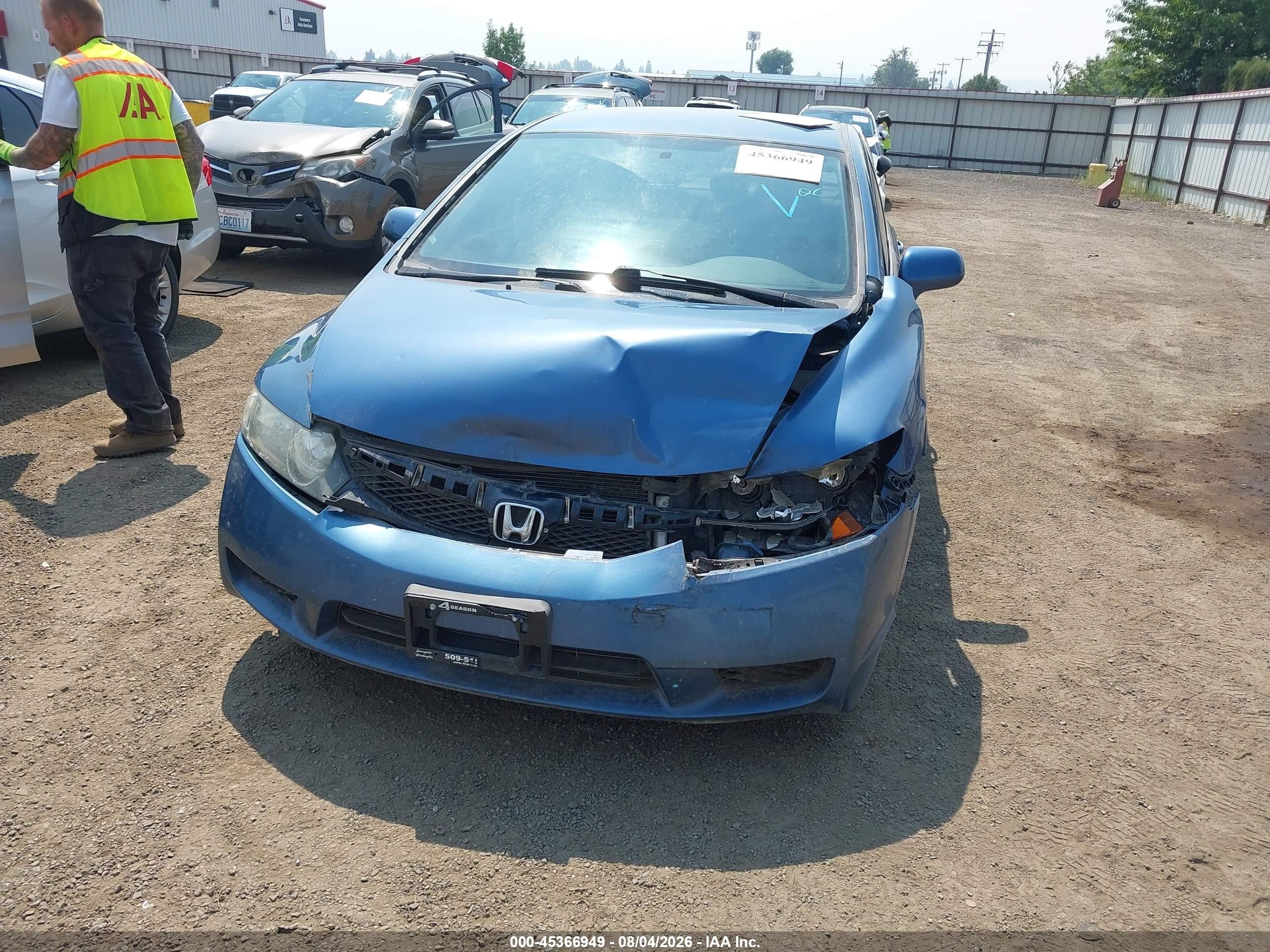 2010 Honda Civic Lx Blue vin: 19XFA1F50AE018037