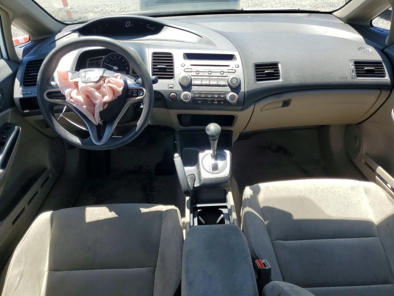 2010 Honda Civic Lx White vin: 19XFA1F50AE051071