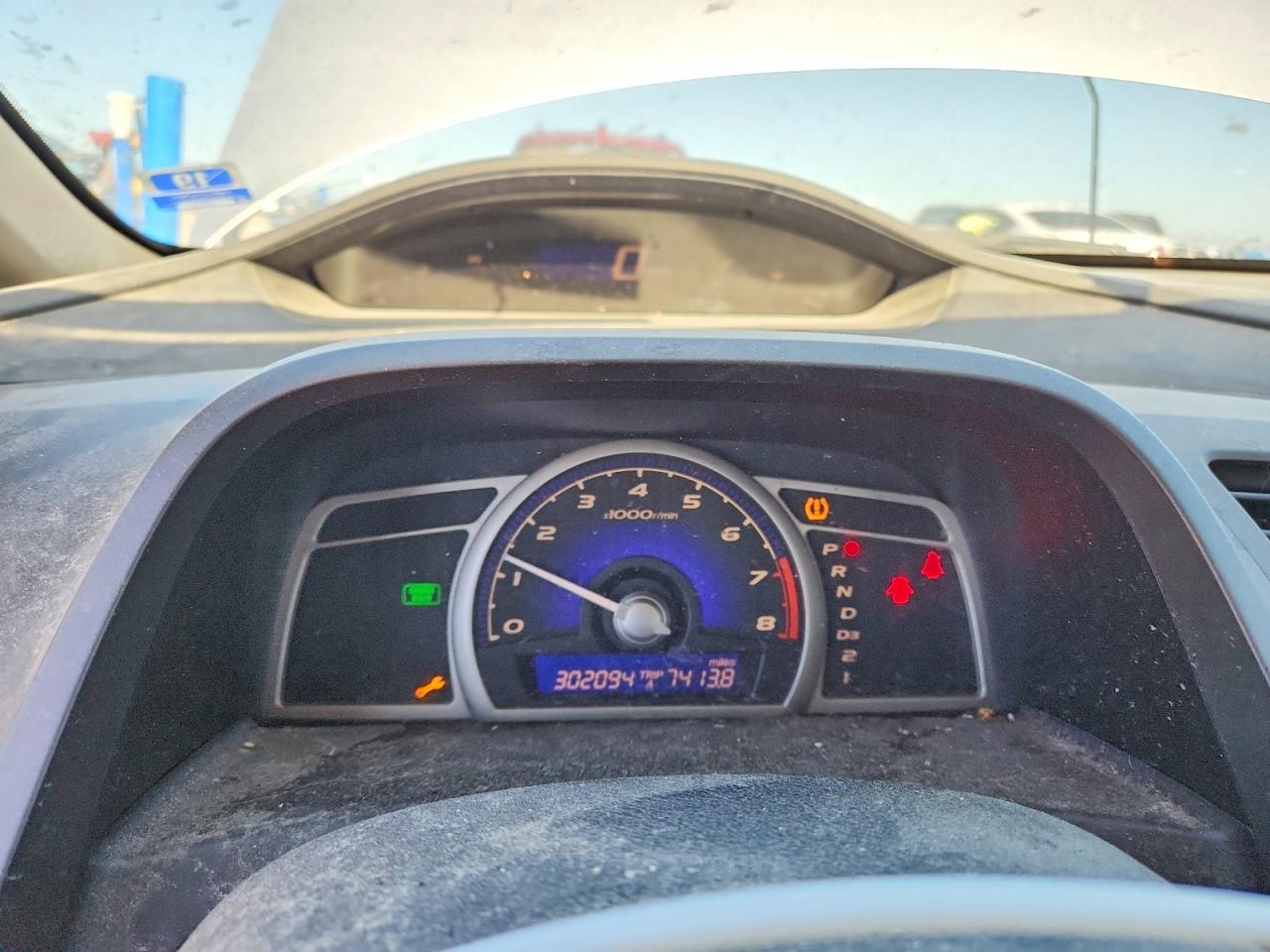 2010 Honda Civic Lx Silver vin: 19XFA1F50AE067562