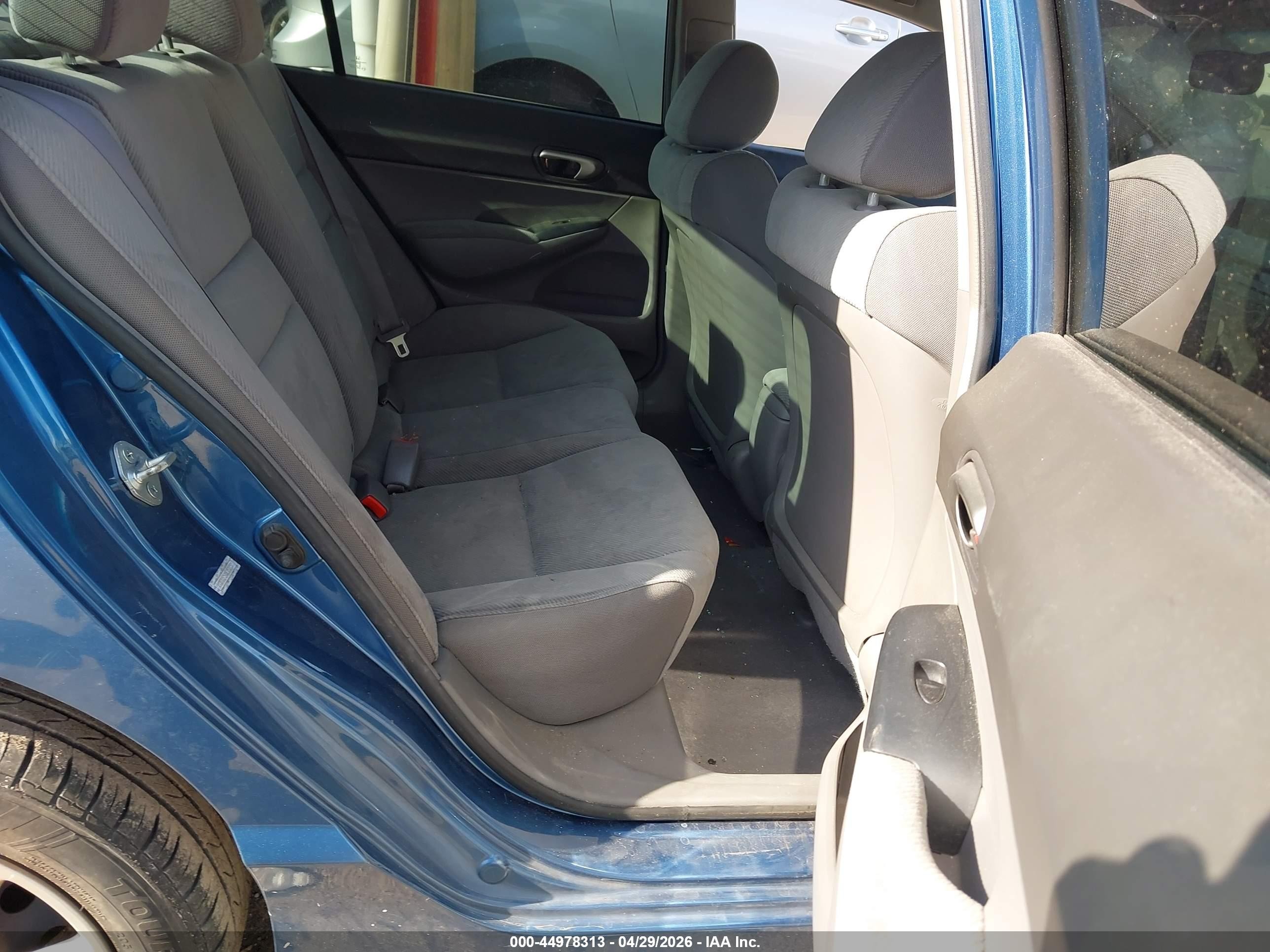 2010 Honda Civic Lx Blue vin: 19XFA1F51AE058157