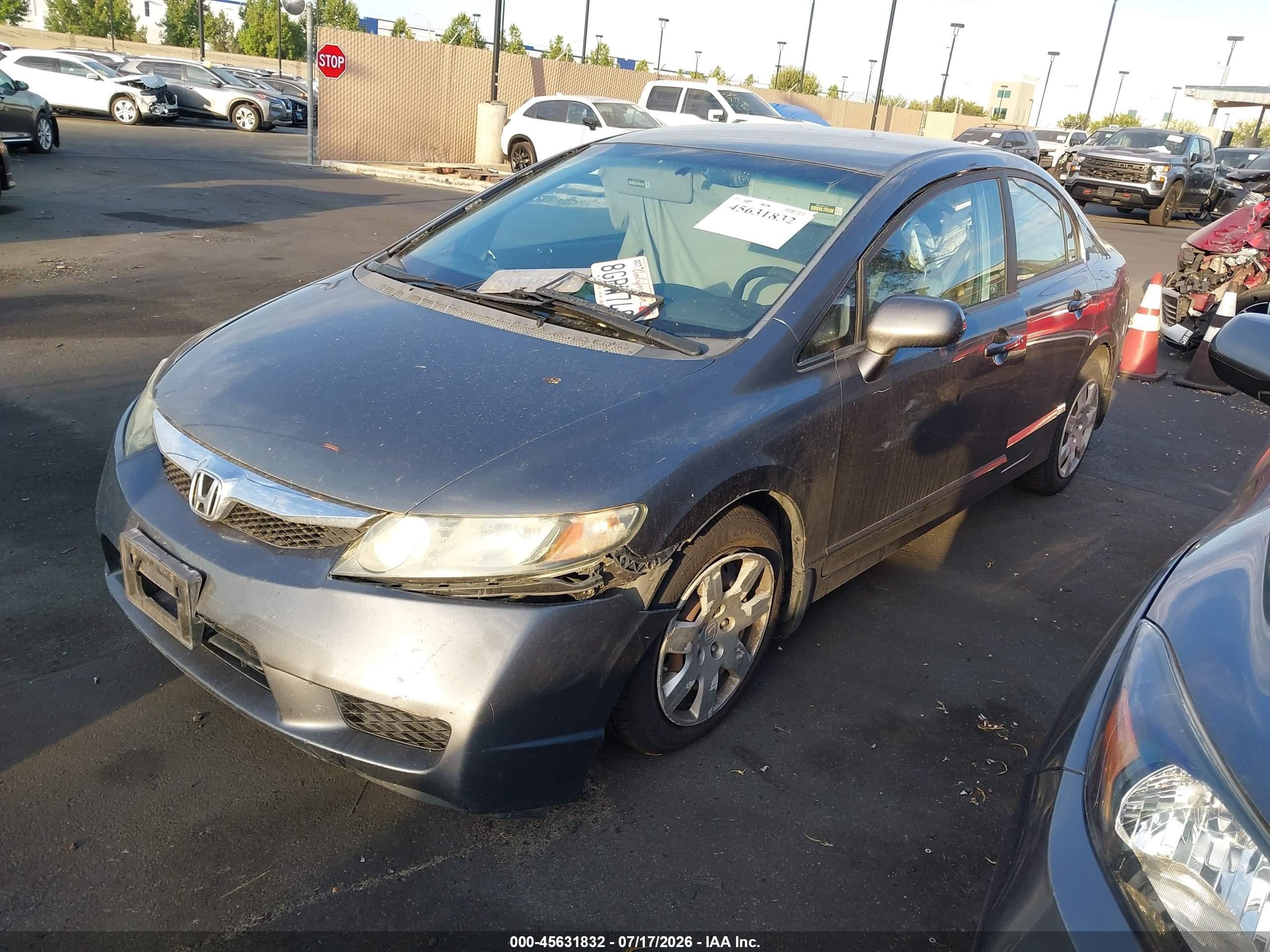 2010 Honda Civic Lx Gray vin: 19XFA1F51AE073712