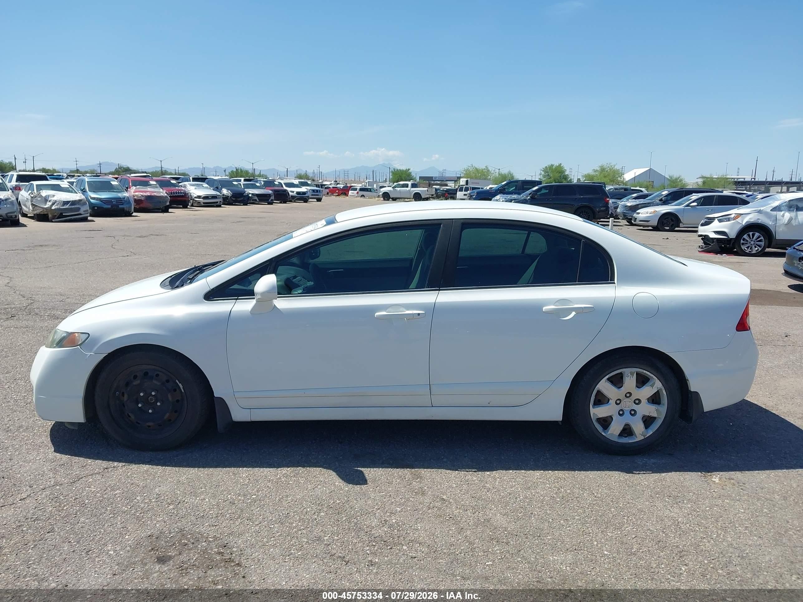 2010 Honda Civic Lx White vin: 19XFA1F51AE076917