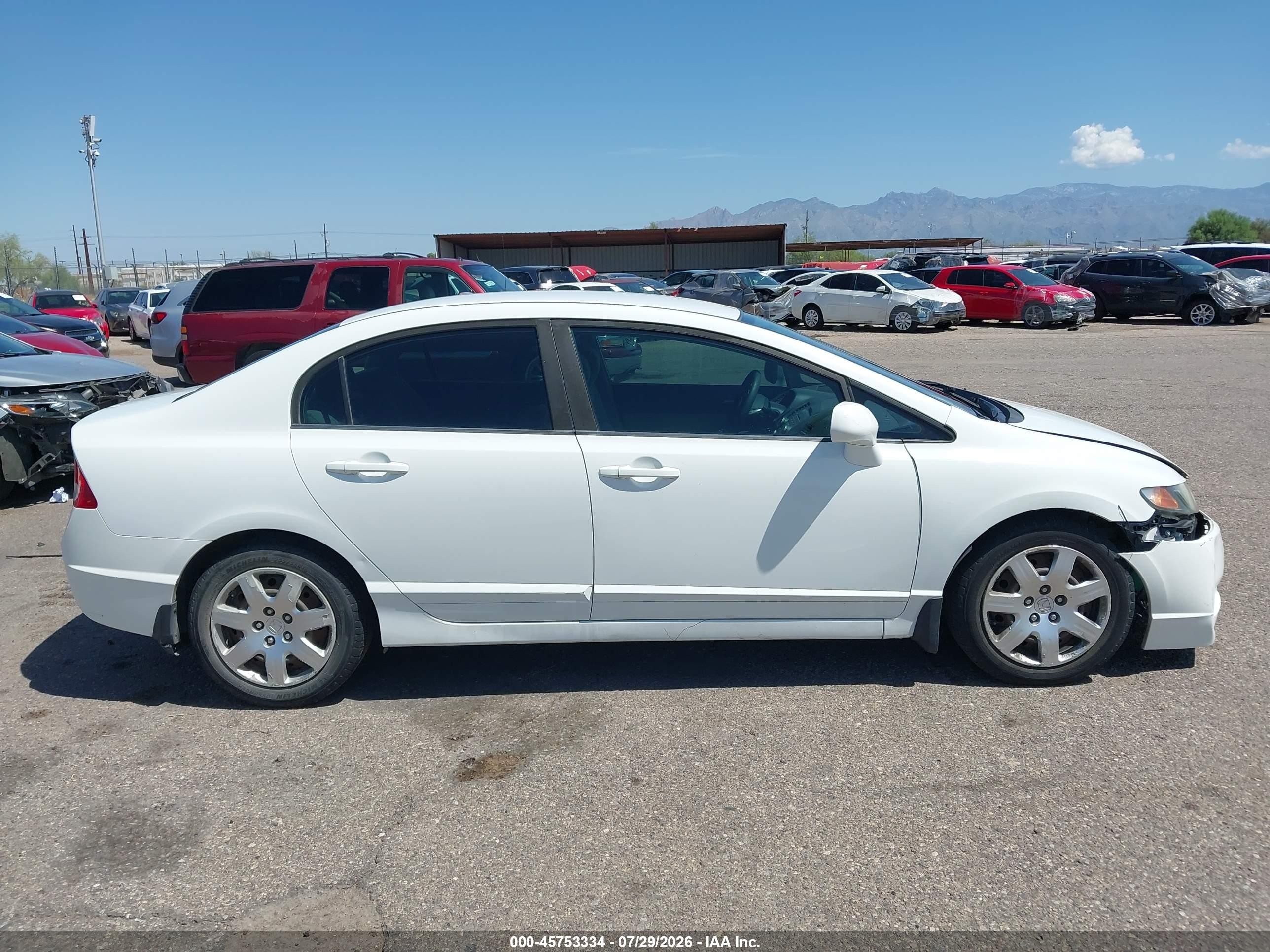 2010 Honda Civic Lx White vin: 19XFA1F51AE076917