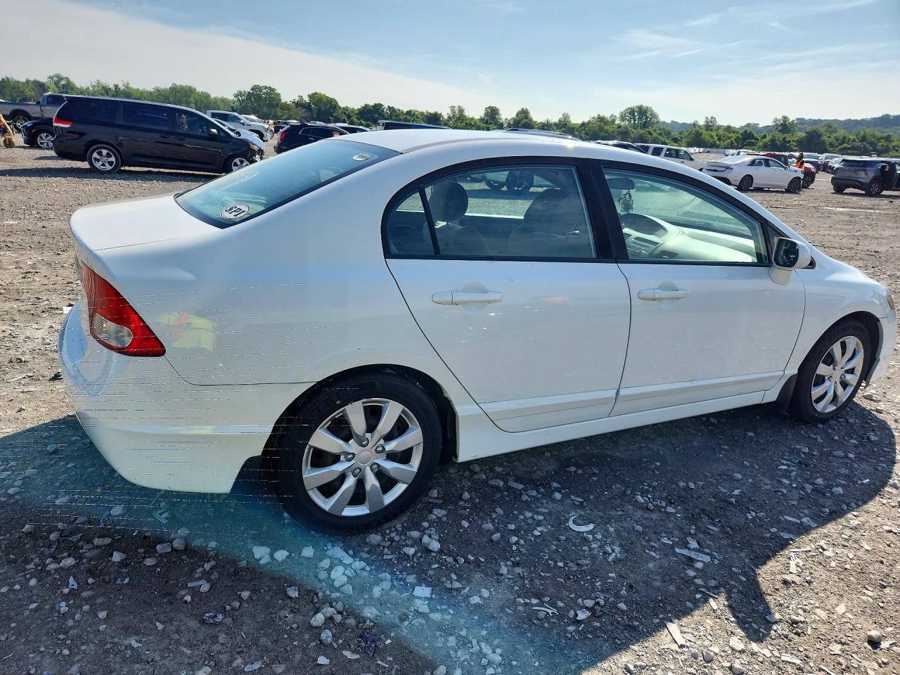 2011 Honda Civic Lx White vin: 19XFA1F51BE003788
