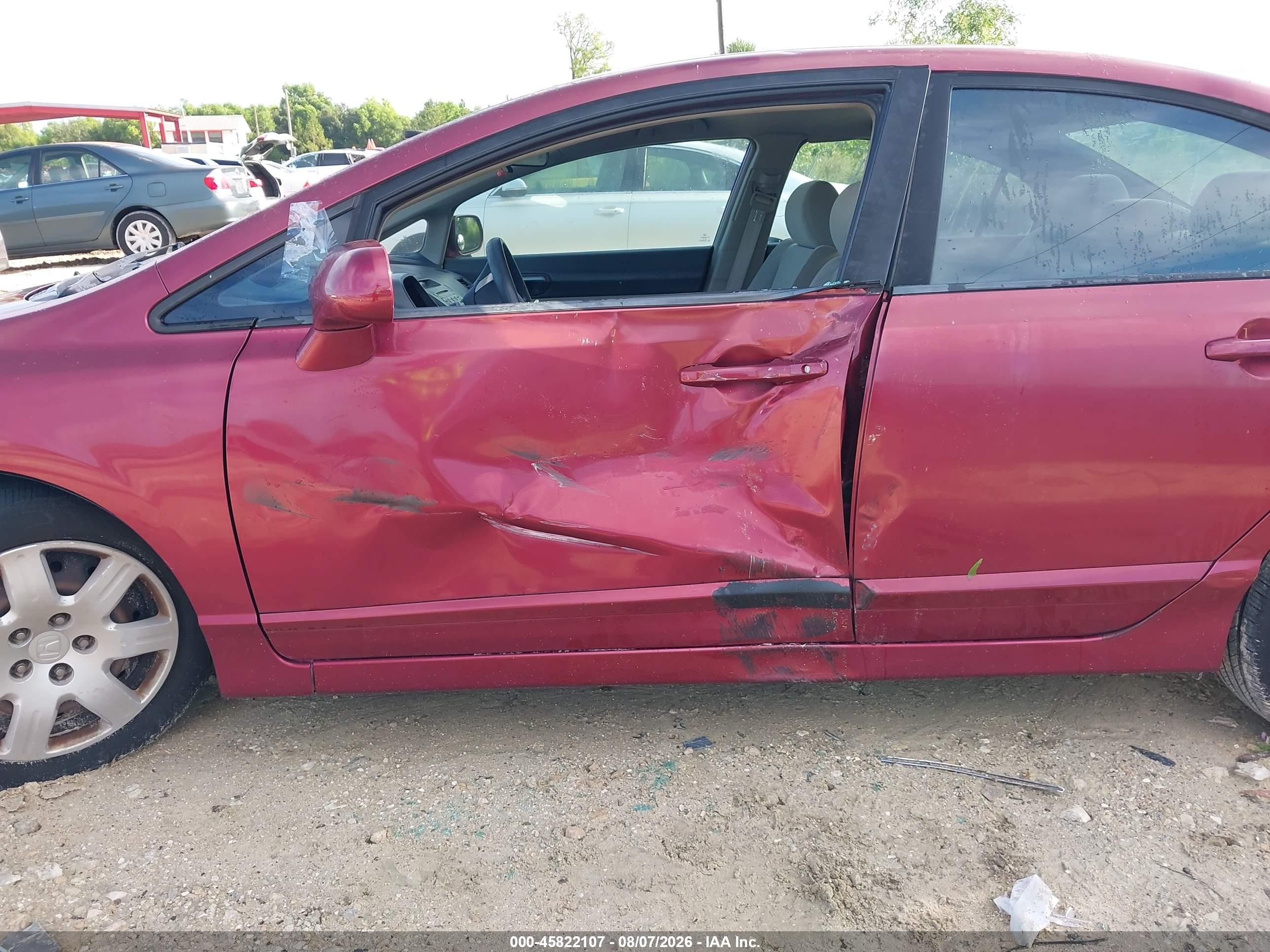 2011 Honda Civic Lx Red vin: 19XFA1F51BE025757