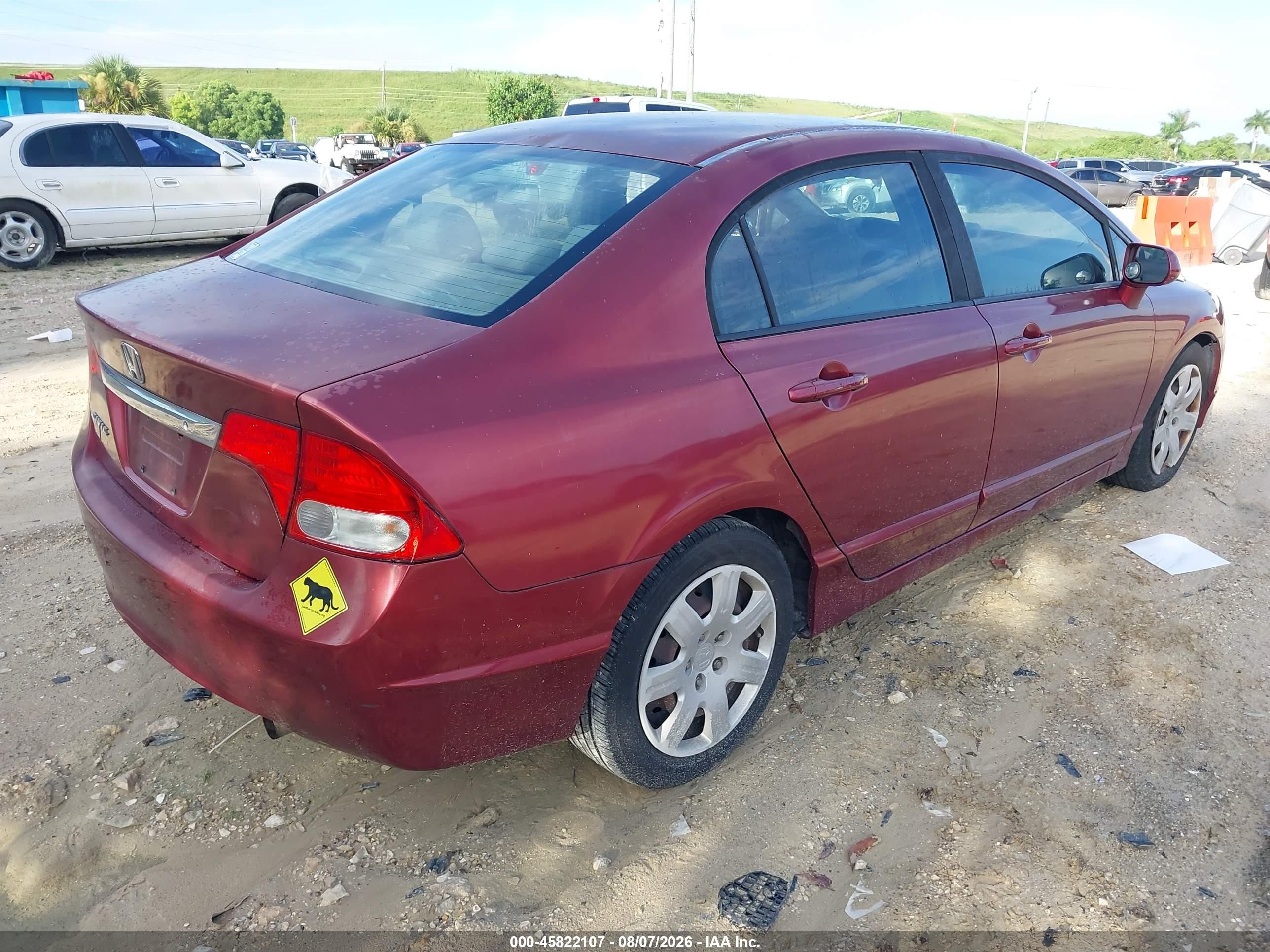 2011 Honda Civic Lx Red vin: 19XFA1F51BE025757