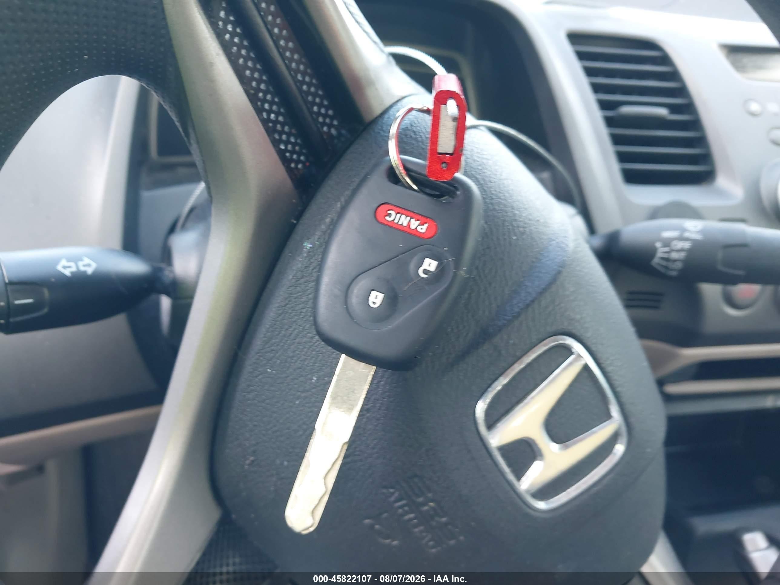 2011 Honda Civic Lx Red vin: 19XFA1F51BE025757