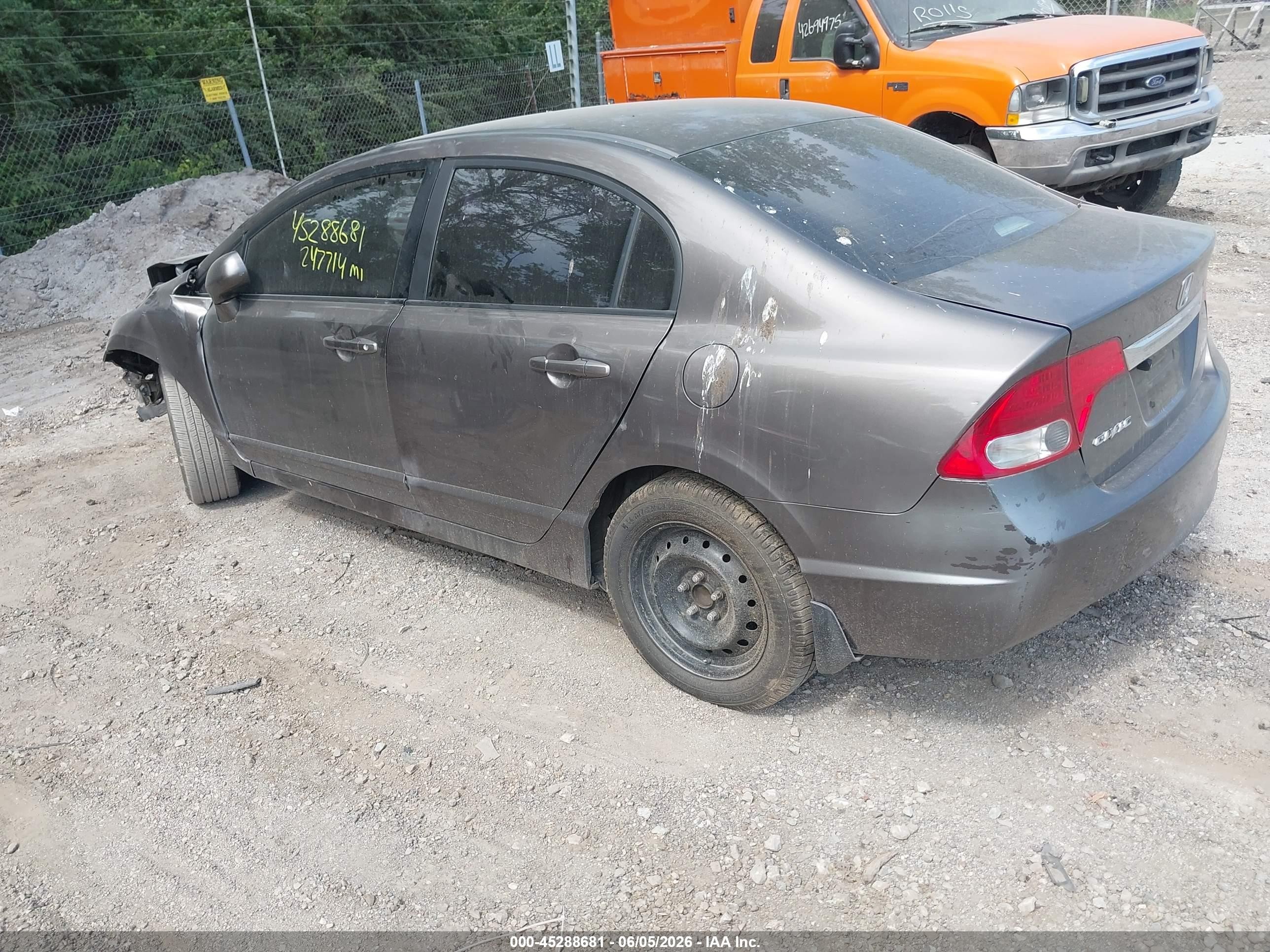 2010 Honda Civic Lx Gray vin: 19XFA1F52AE018623