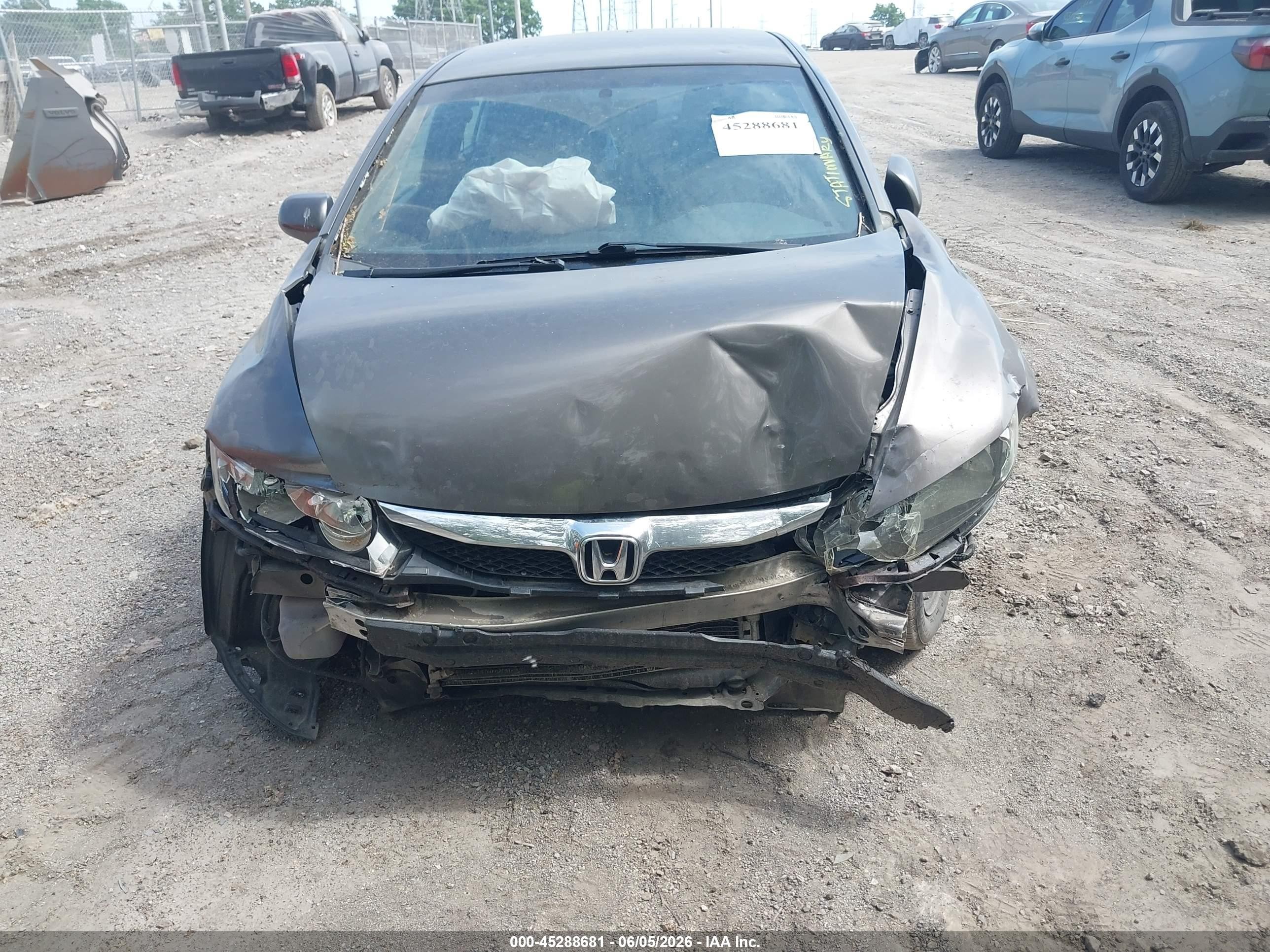 2010 Honda Civic Lx Gray vin: 19XFA1F52AE018623
