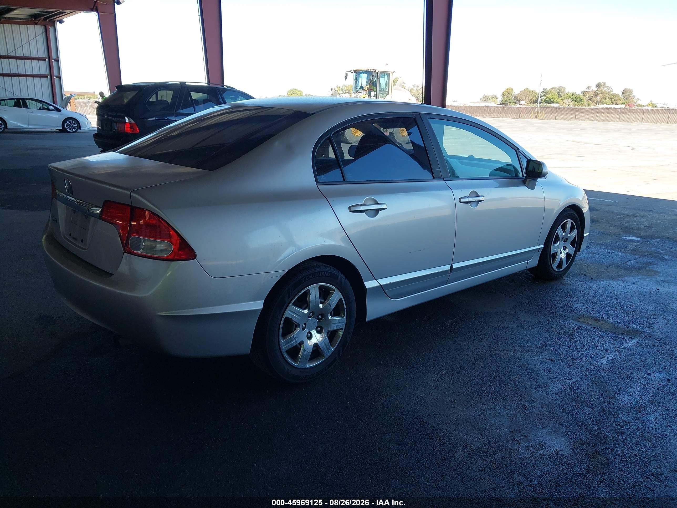 2010 Honda Civic Lx Серебряный vin: 19XFA1F52AE052805