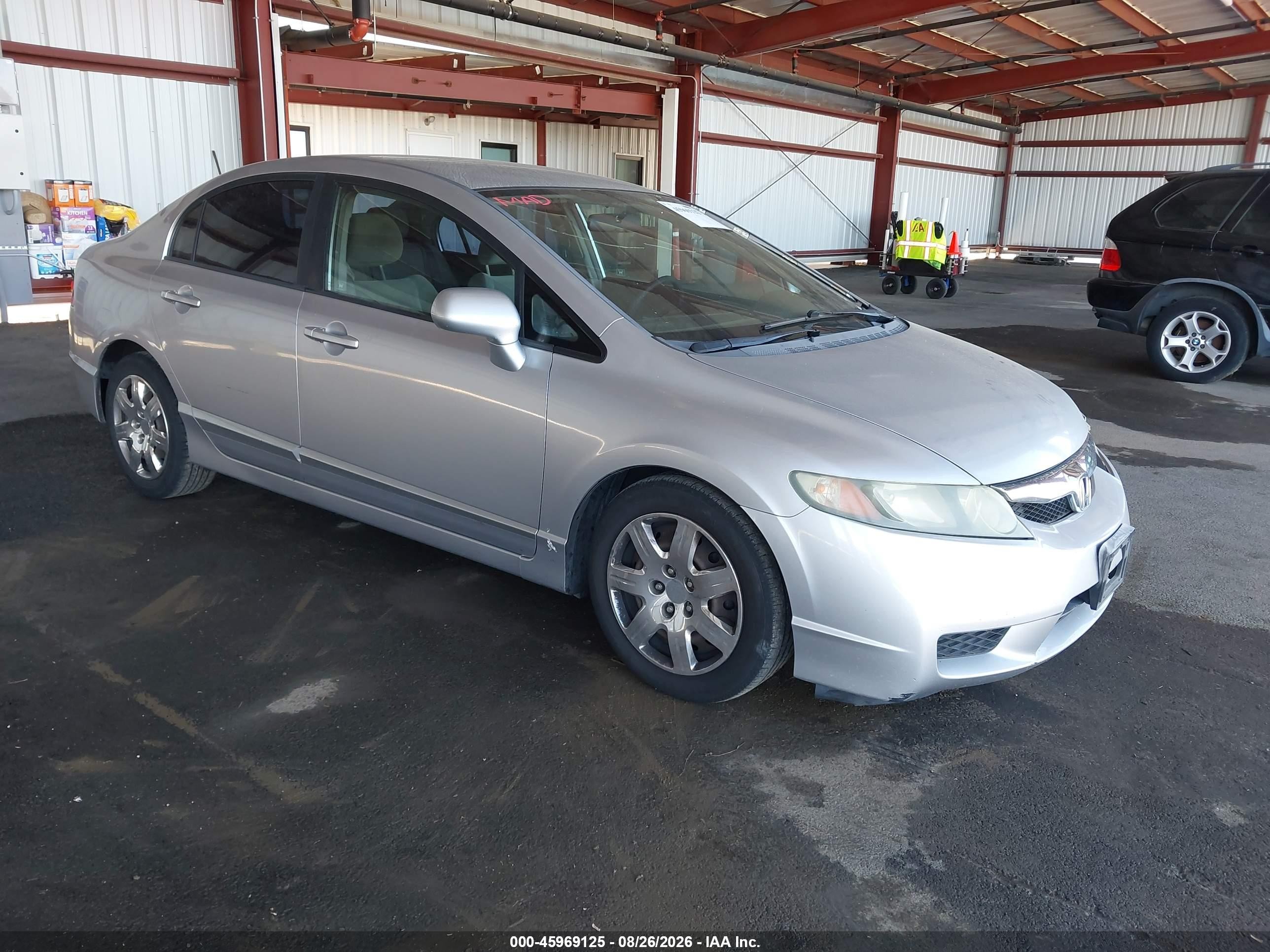 2010 Honda Civic Lx Silver vin: 19XFA1F52AE052805