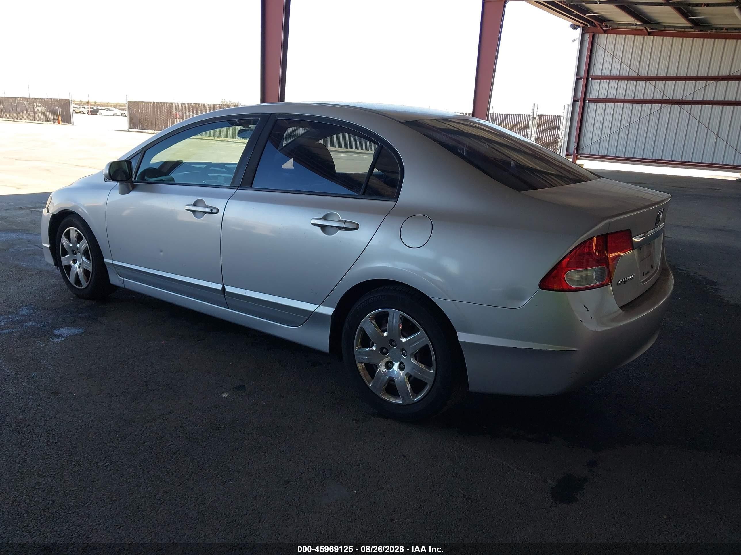 2010 Honda Civic Lx Серебряный vin: 19XFA1F52AE052805
