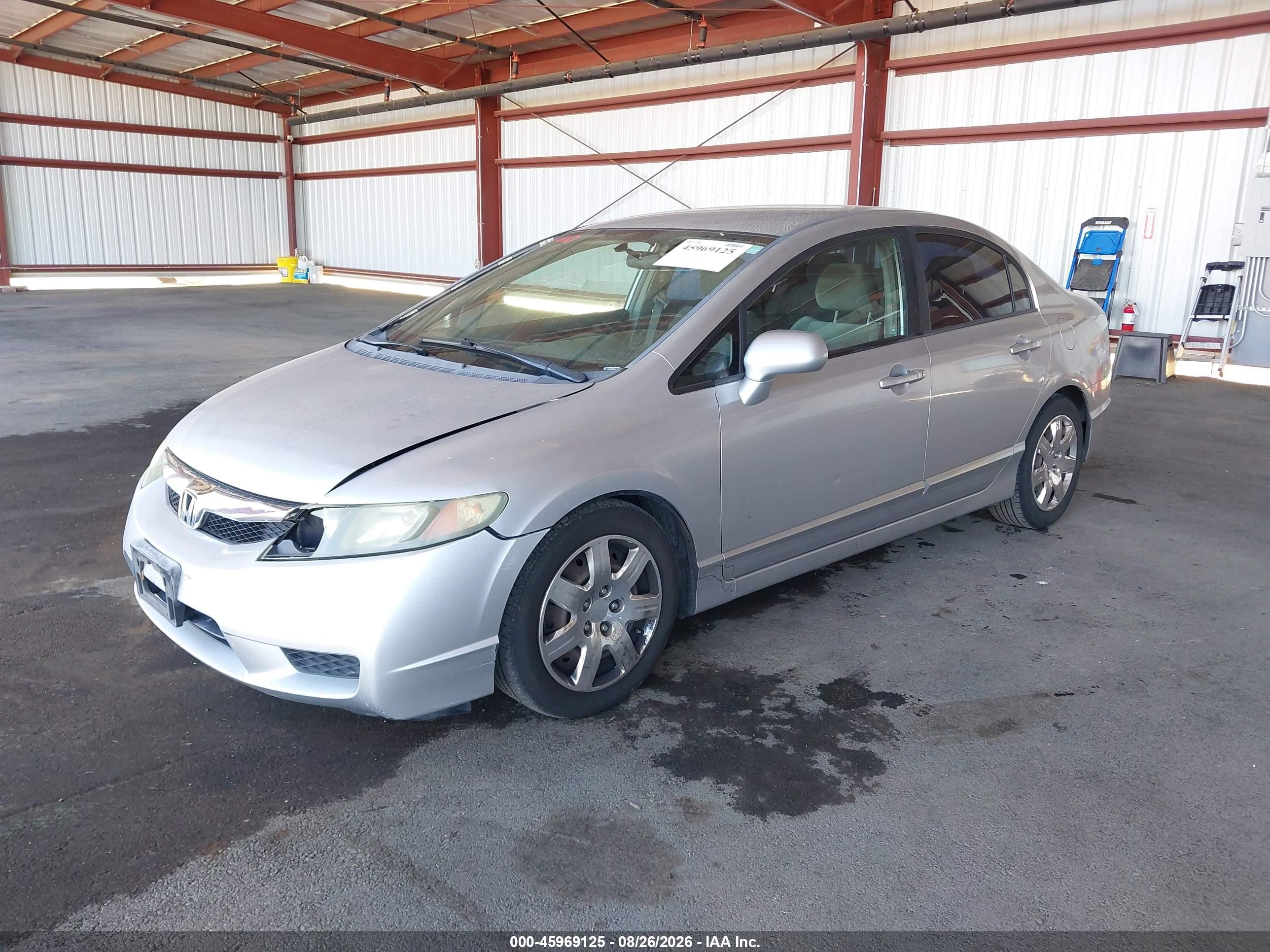 2010 Honda Civic Lx Серебряный vin: 19XFA1F52AE052805